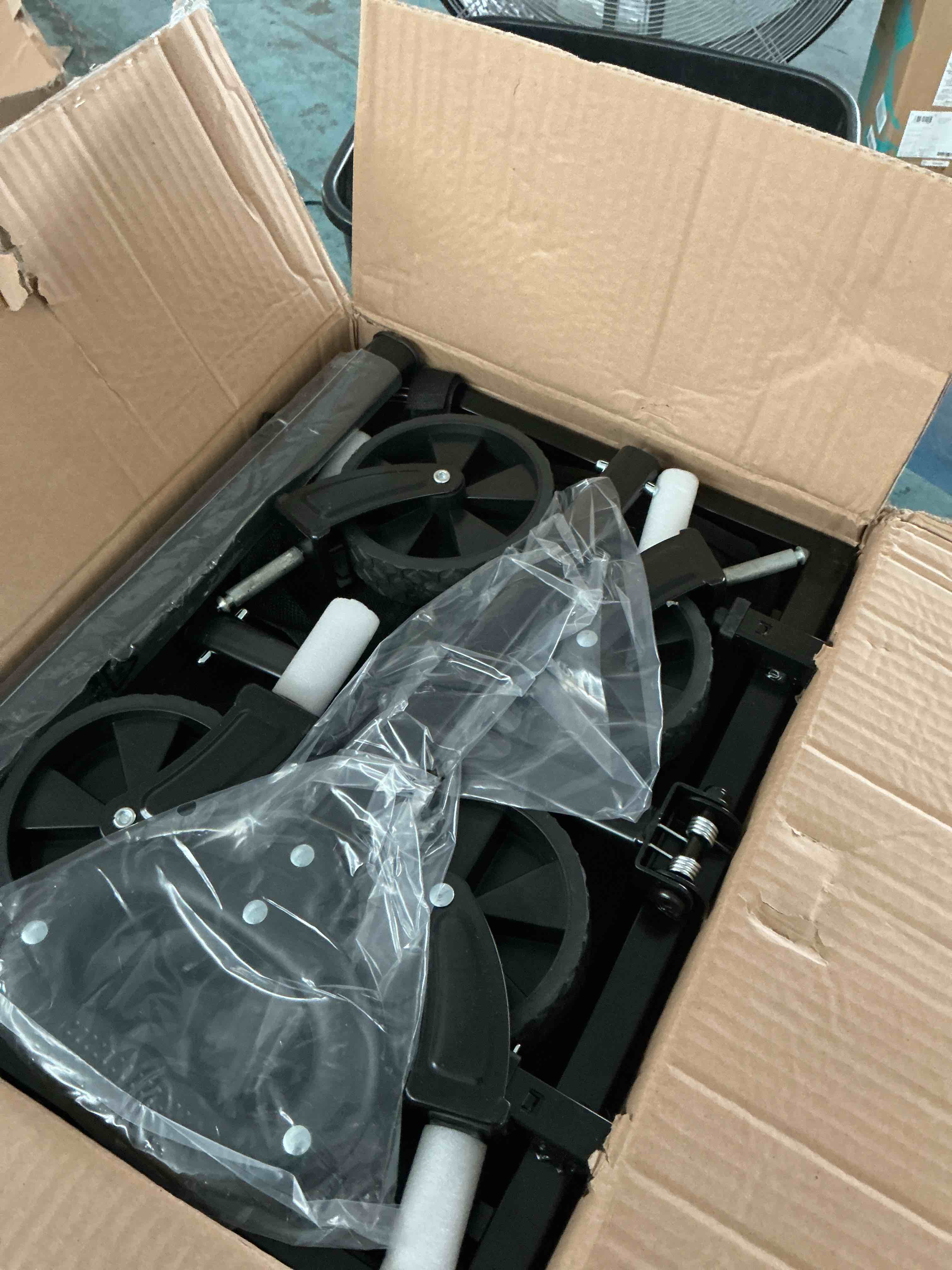 https://s3.amazonaws.com/lotting-images-prod/NonstopDeals/GRA3615329_1755795926557.jpeg