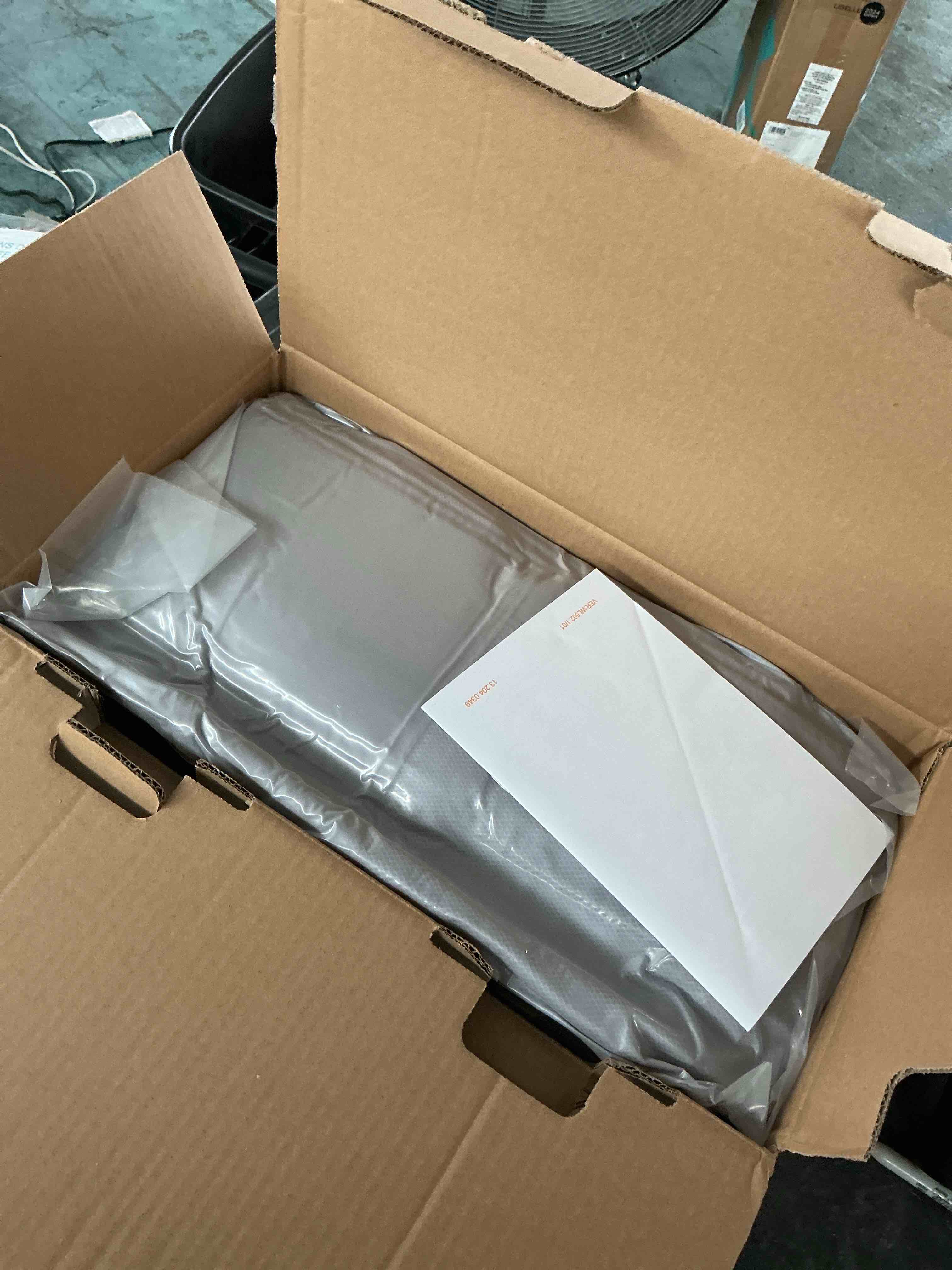 https://s3.amazonaws.com/lotting-images-prod/NonstopDeals/GRA3615363_1755809908613.jpeg