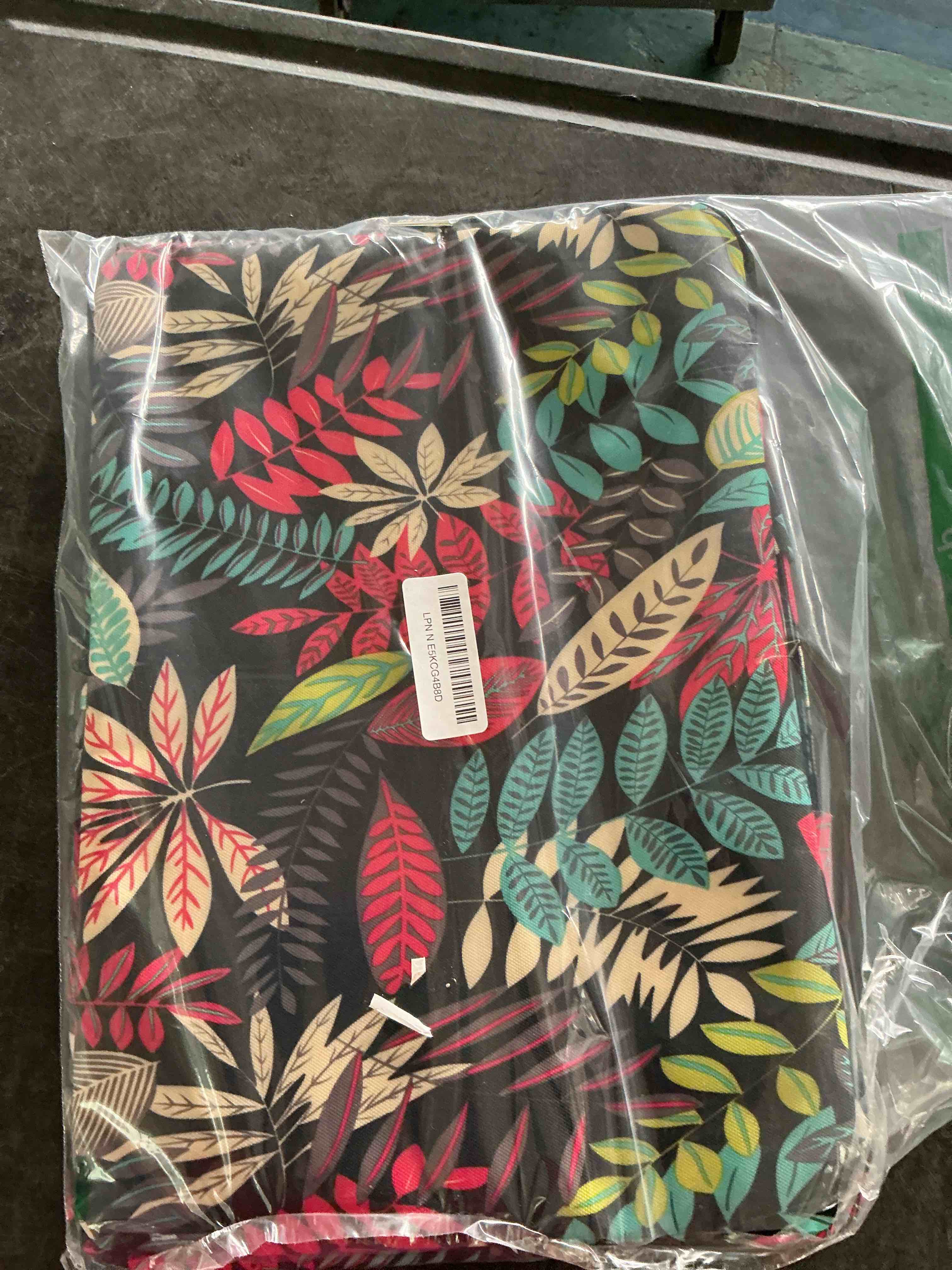 https://s3.amazonaws.com/lotting-images-prod/NonstopDeals/GRA3615435_1755871647088.jpeg