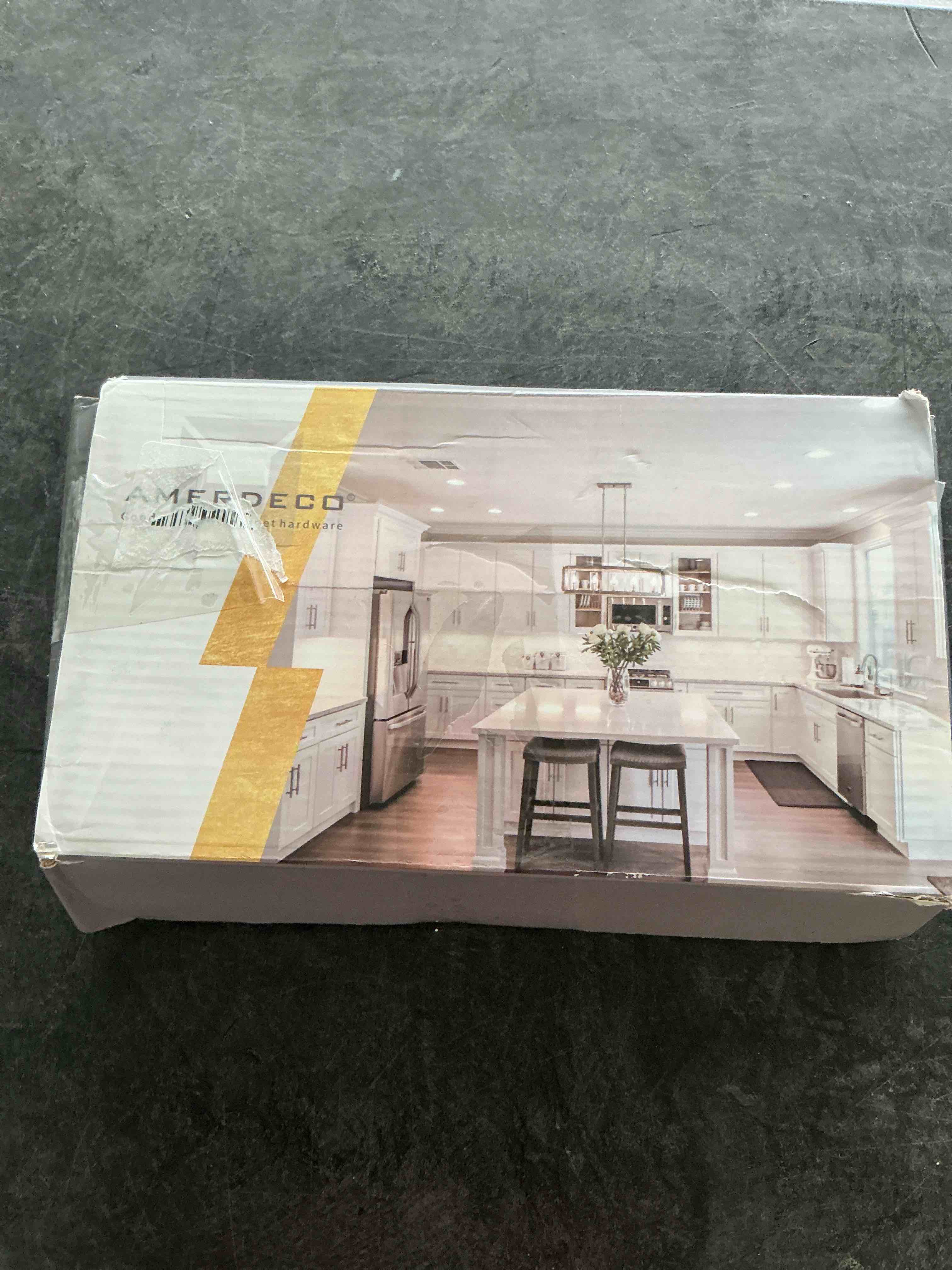 https://s3.amazonaws.com/lotting-images-prod/NonstopDeals/GRA3615447_1755873891085.jpeg