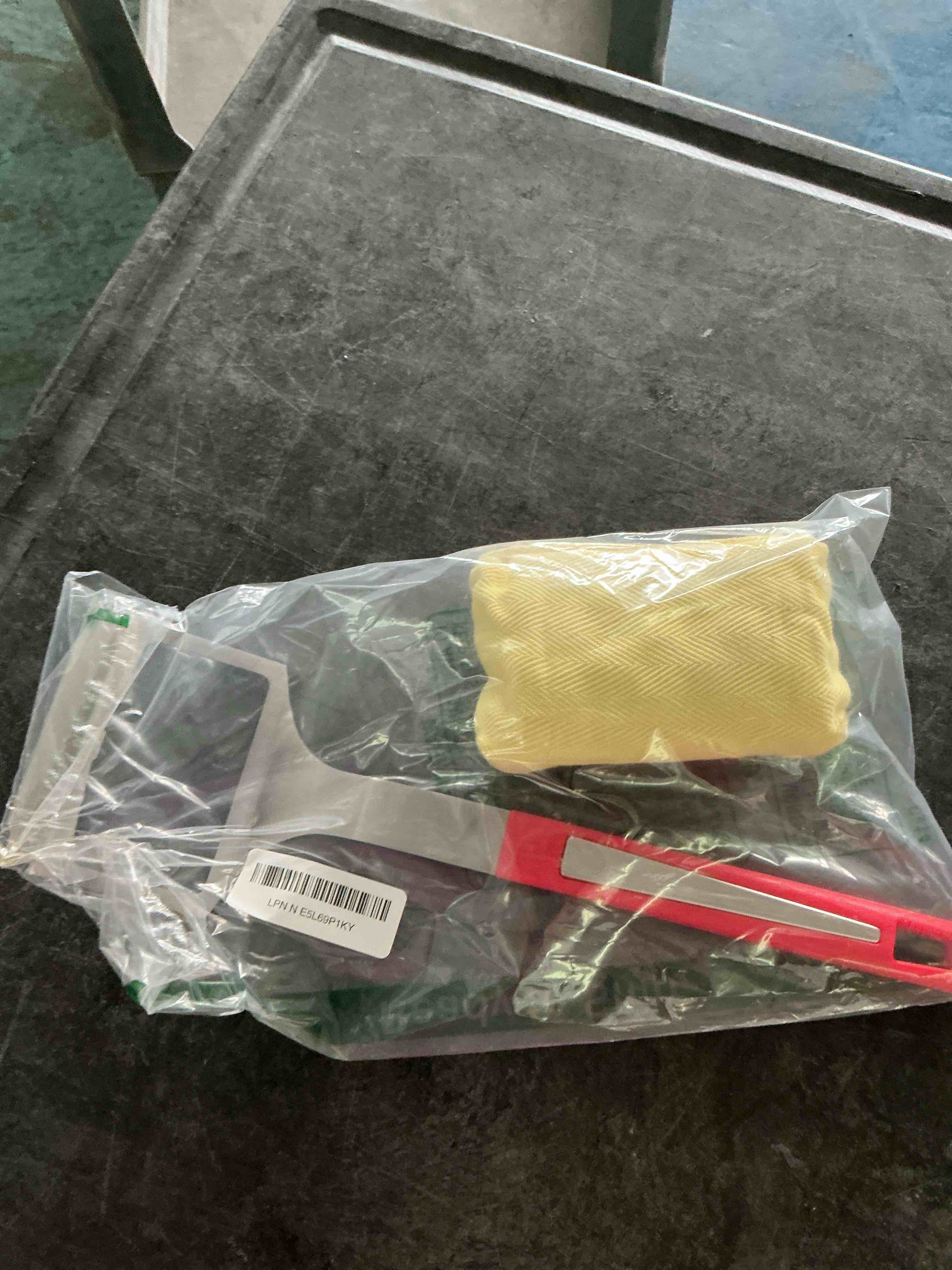https://s3.amazonaws.com/lotting-images-prod/NonstopDeals/GRA3615452_1755874426647.jpeg