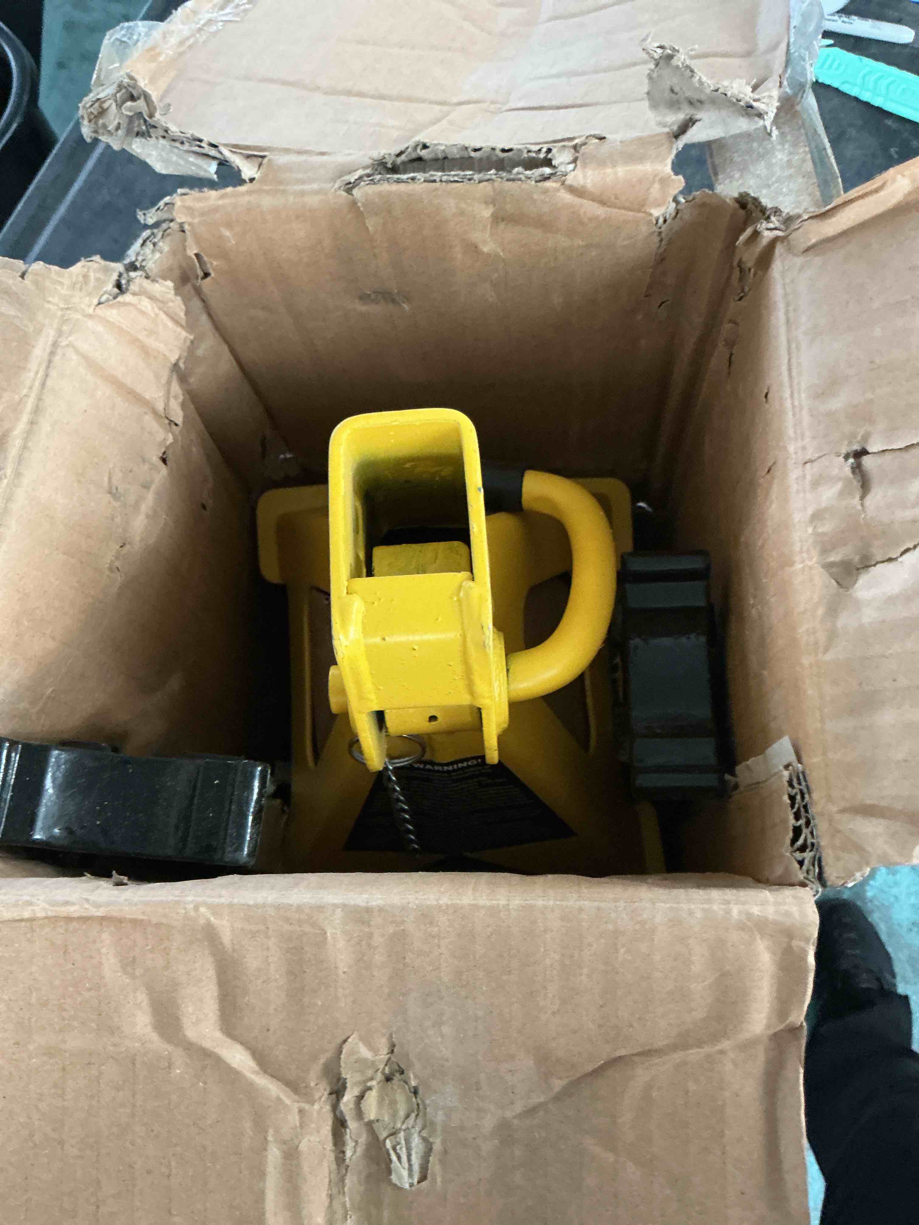 https://s3.amazonaws.com/lotting-images-prod/NonstopDeals/GRA3615480_1755895447937.jpeg