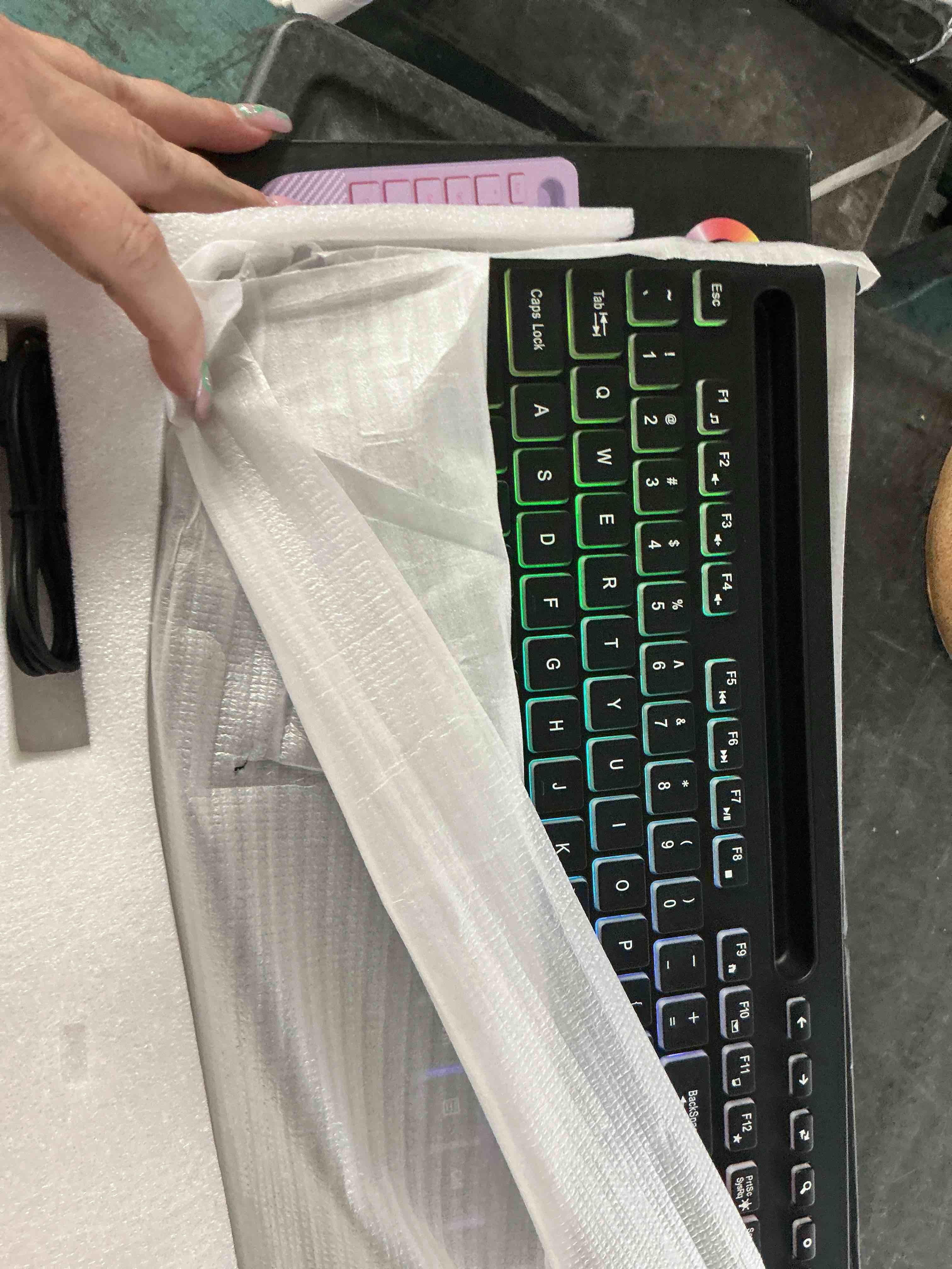 https://s3.amazonaws.com/lotting-images-prod/NonstopDeals/GRA3615485_1755896441441.jpeg
