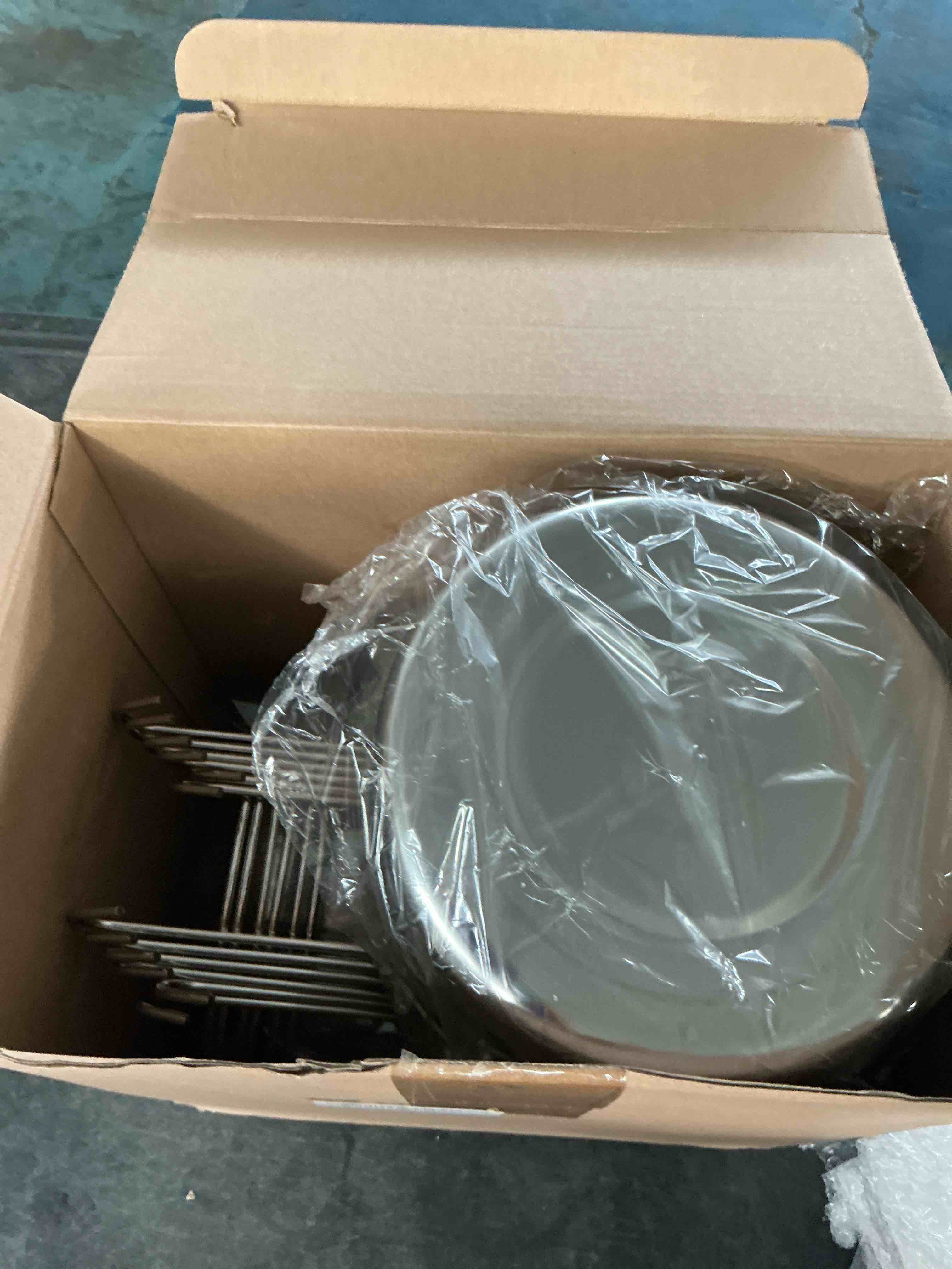 https://s3.amazonaws.com/lotting-images-prod/NonstopDeals/GRA3615509_1755899267133.jpeg