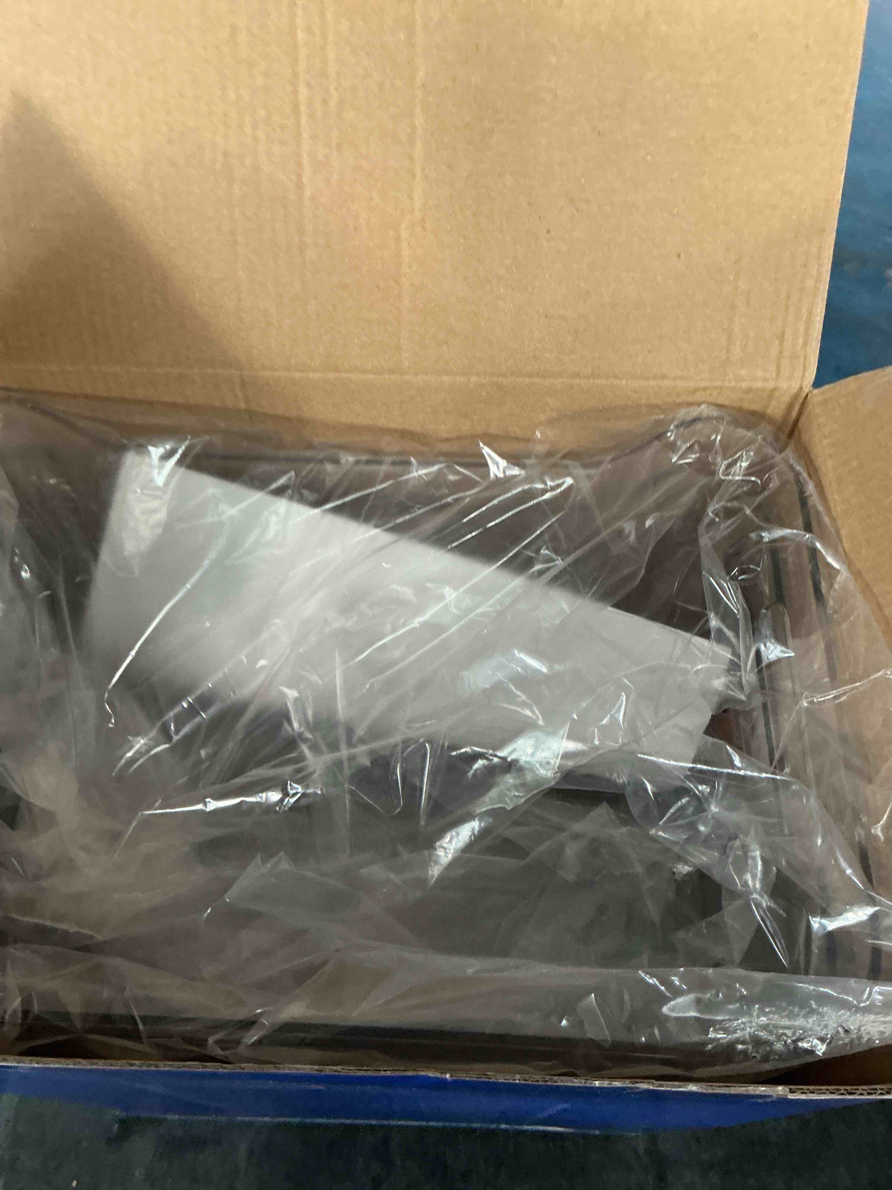 https://s3.amazonaws.com/lotting-images-prod/NonstopDeals/GRA3615517_1755900717927.jpeg