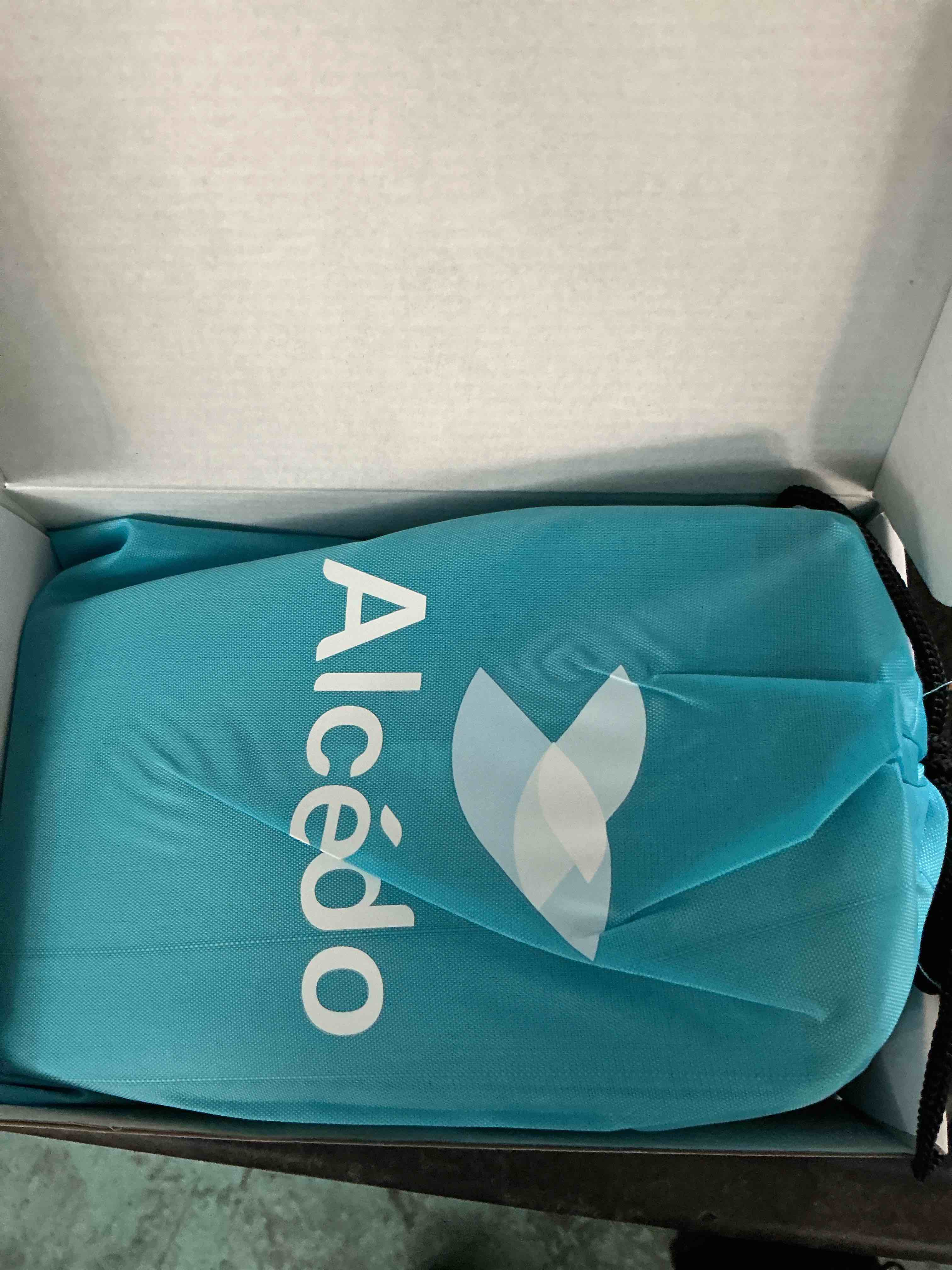 https://s3.amazonaws.com/lotting-images-prod/NonstopDeals/GRA3615526_1755902048094.jpeg