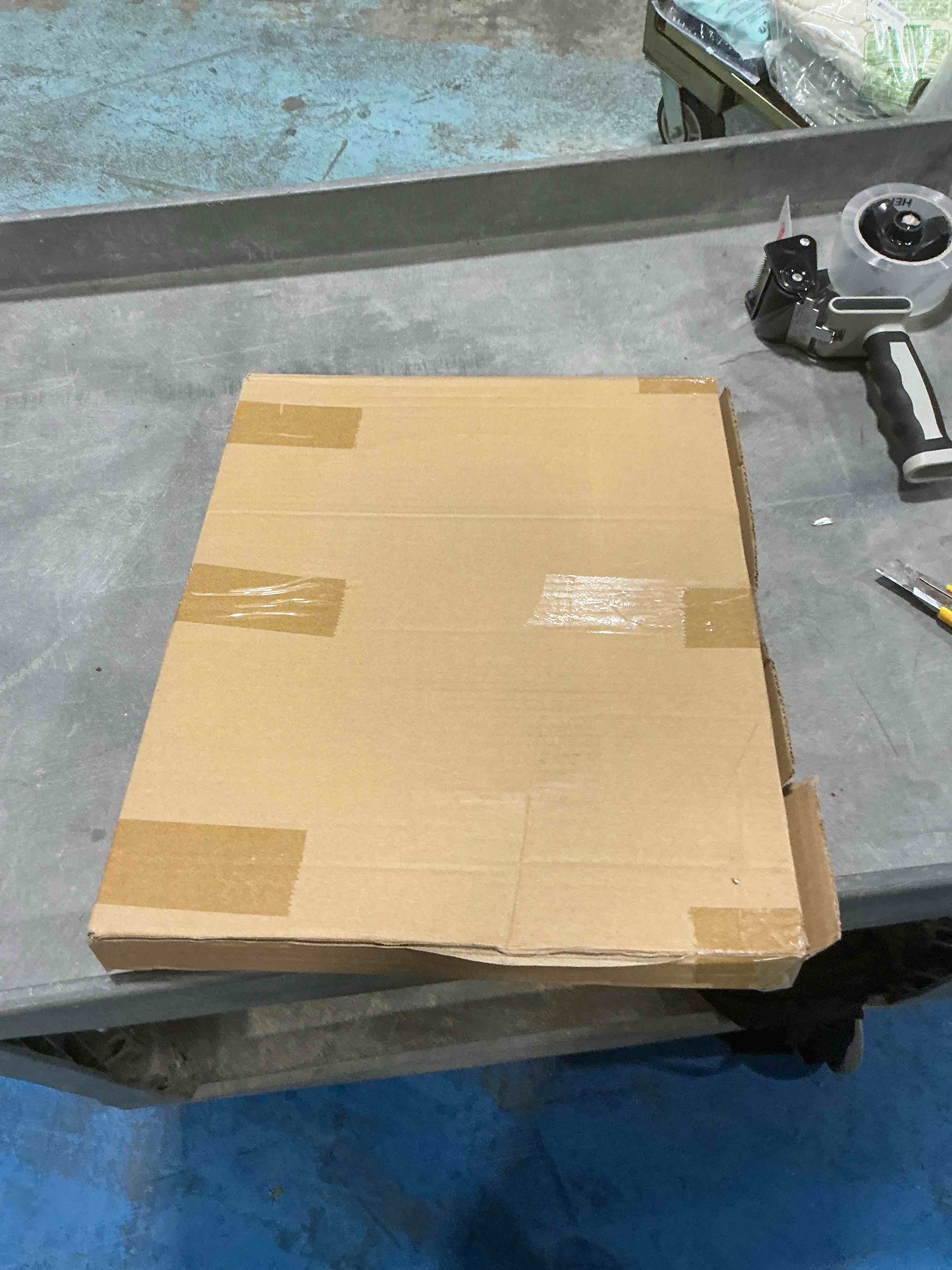 https://s3.amazonaws.com/lotting-images-prod/NonstopDeals/GRA3615560_1755909506704.jpeg