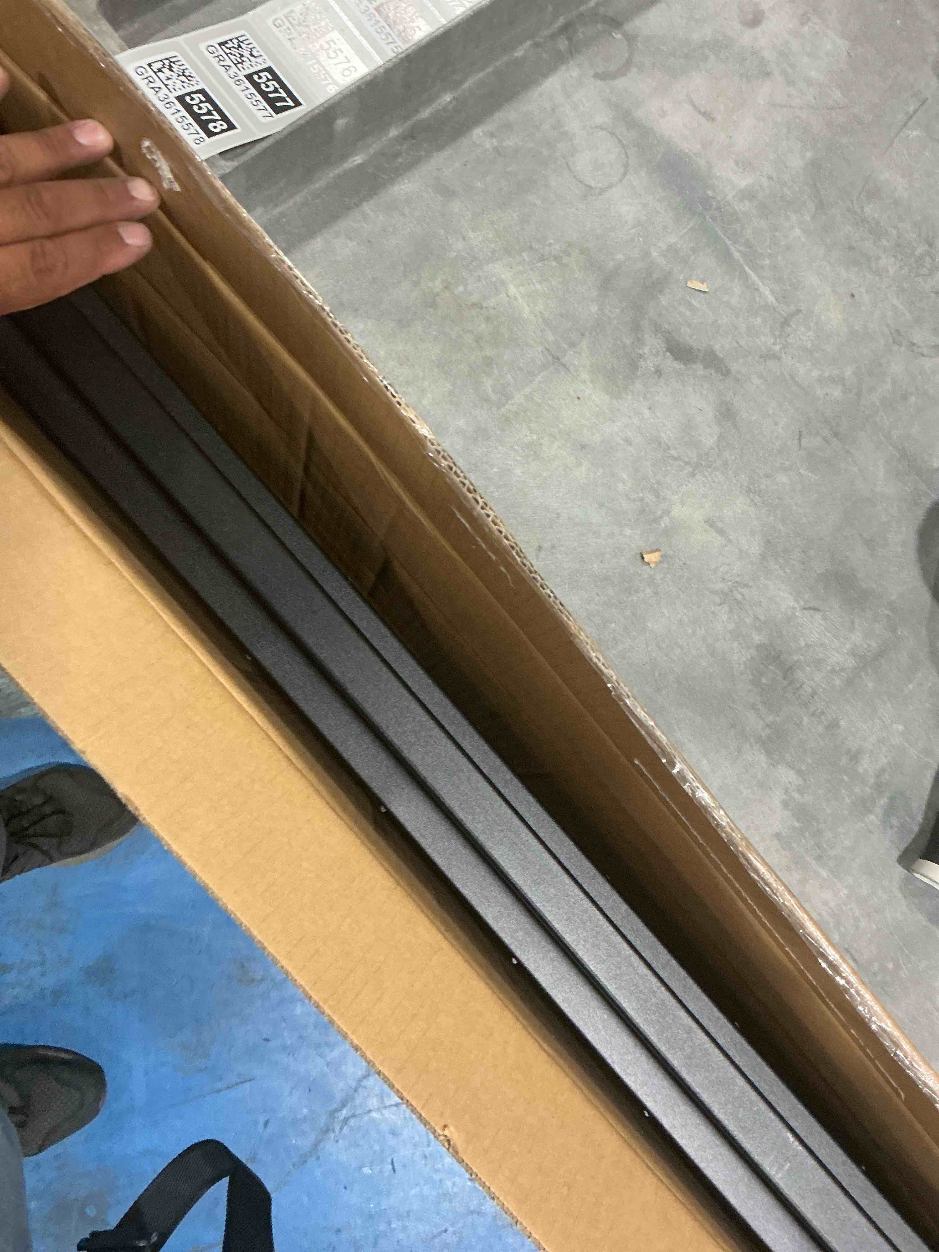 https://s3.amazonaws.com/lotting-images-prod/NonstopDeals/GRA3615566_1755911202105.jpeg