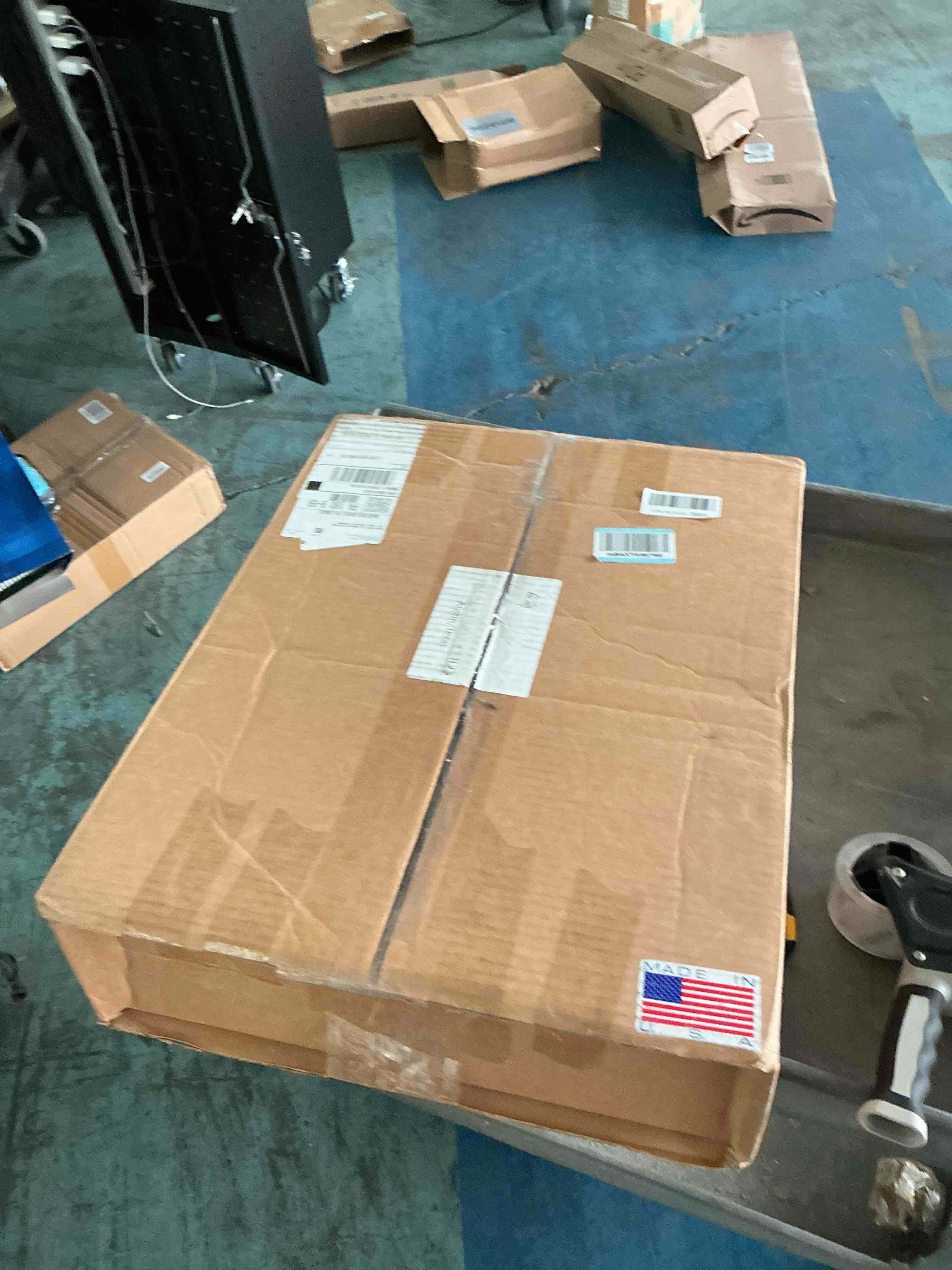 https://s3.amazonaws.com/lotting-images-prod/NonstopDeals/GRA3615573_1755958873479.jpeg