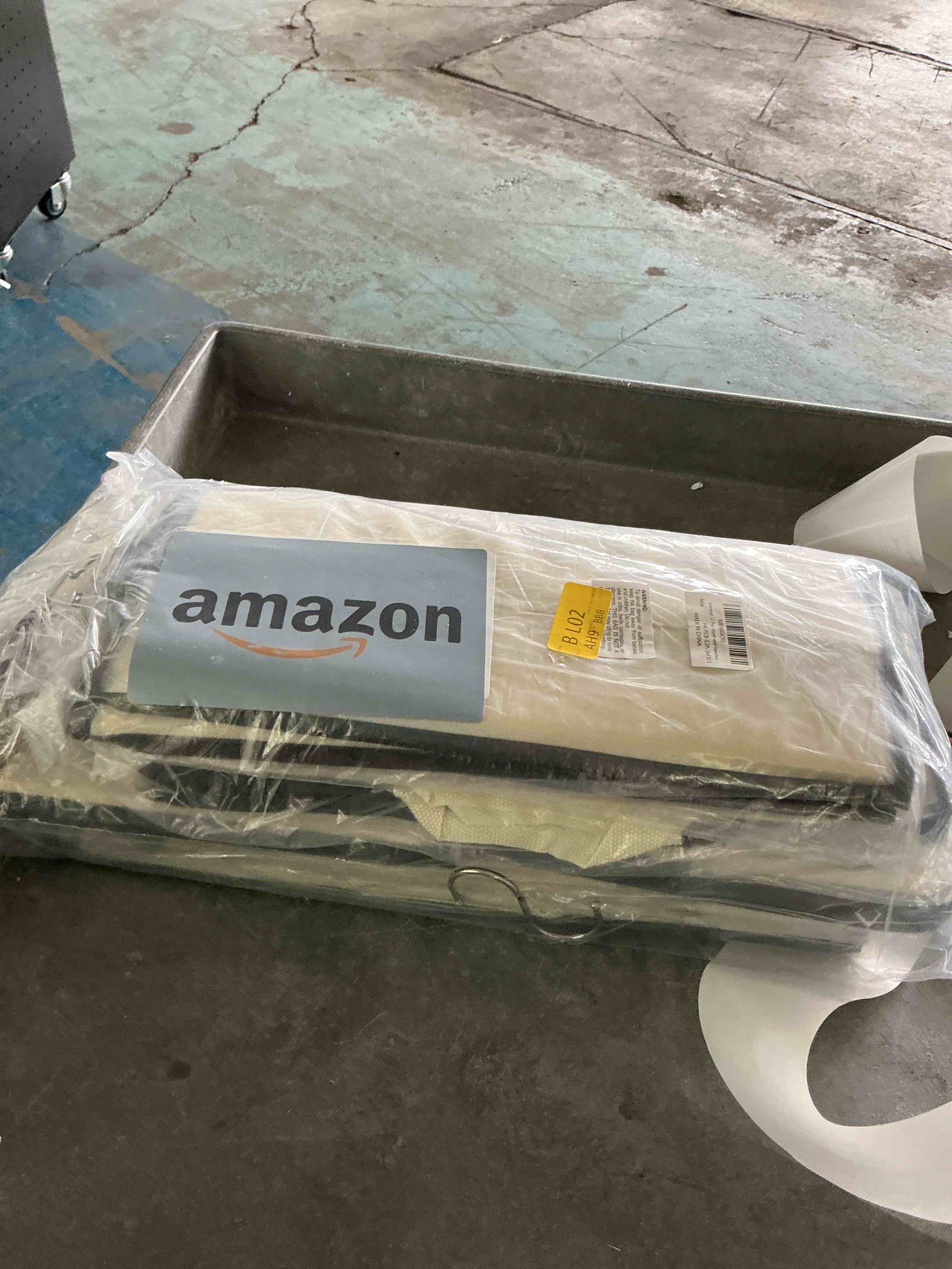 https://s3.amazonaws.com/lotting-images-prod/NonstopDeals/GRA3615580_1755959882688.jpeg