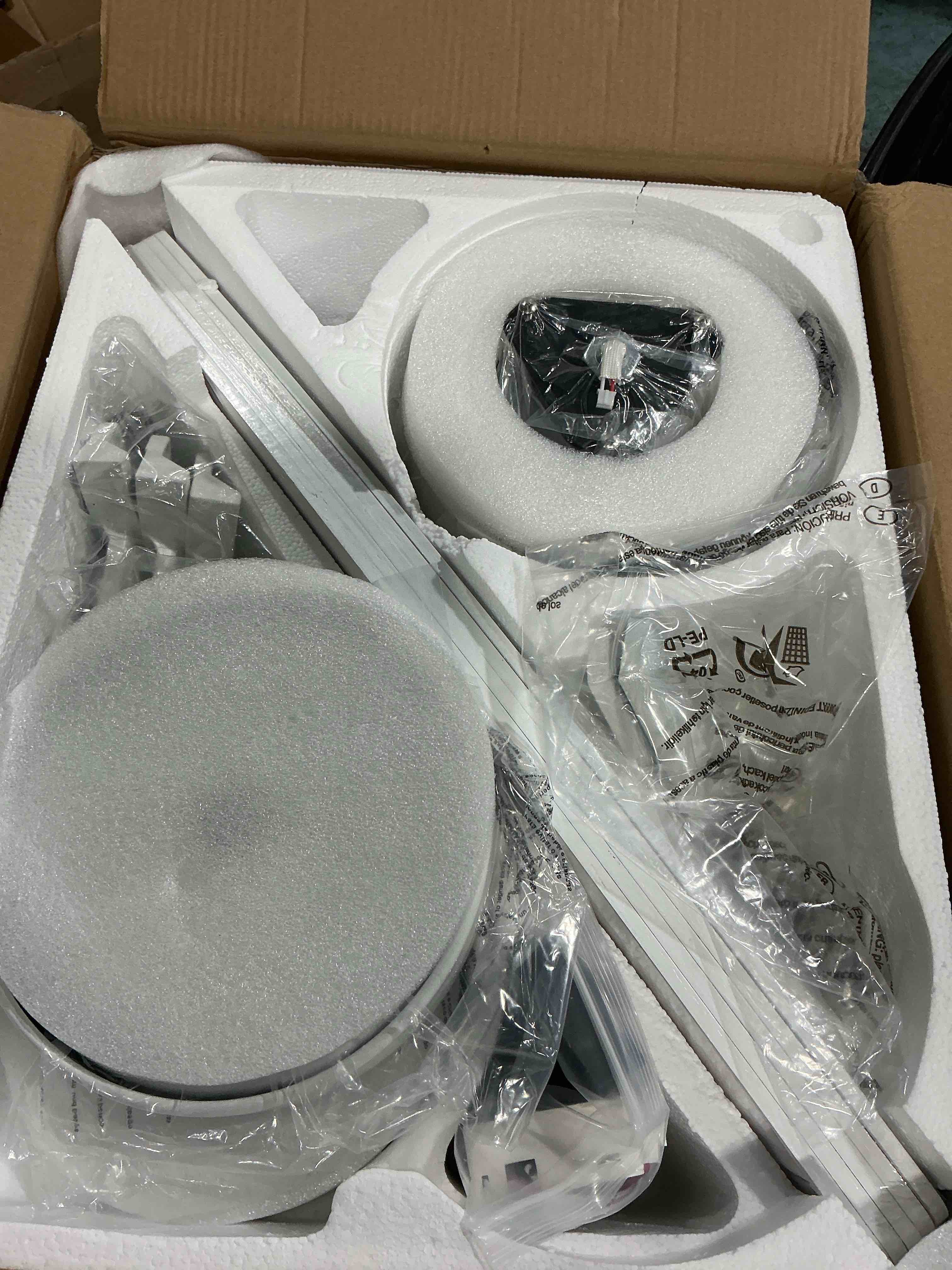 https://s3.amazonaws.com/lotting-images-prod/NonstopDeals/GRA3615582_1755908134232.jpeg