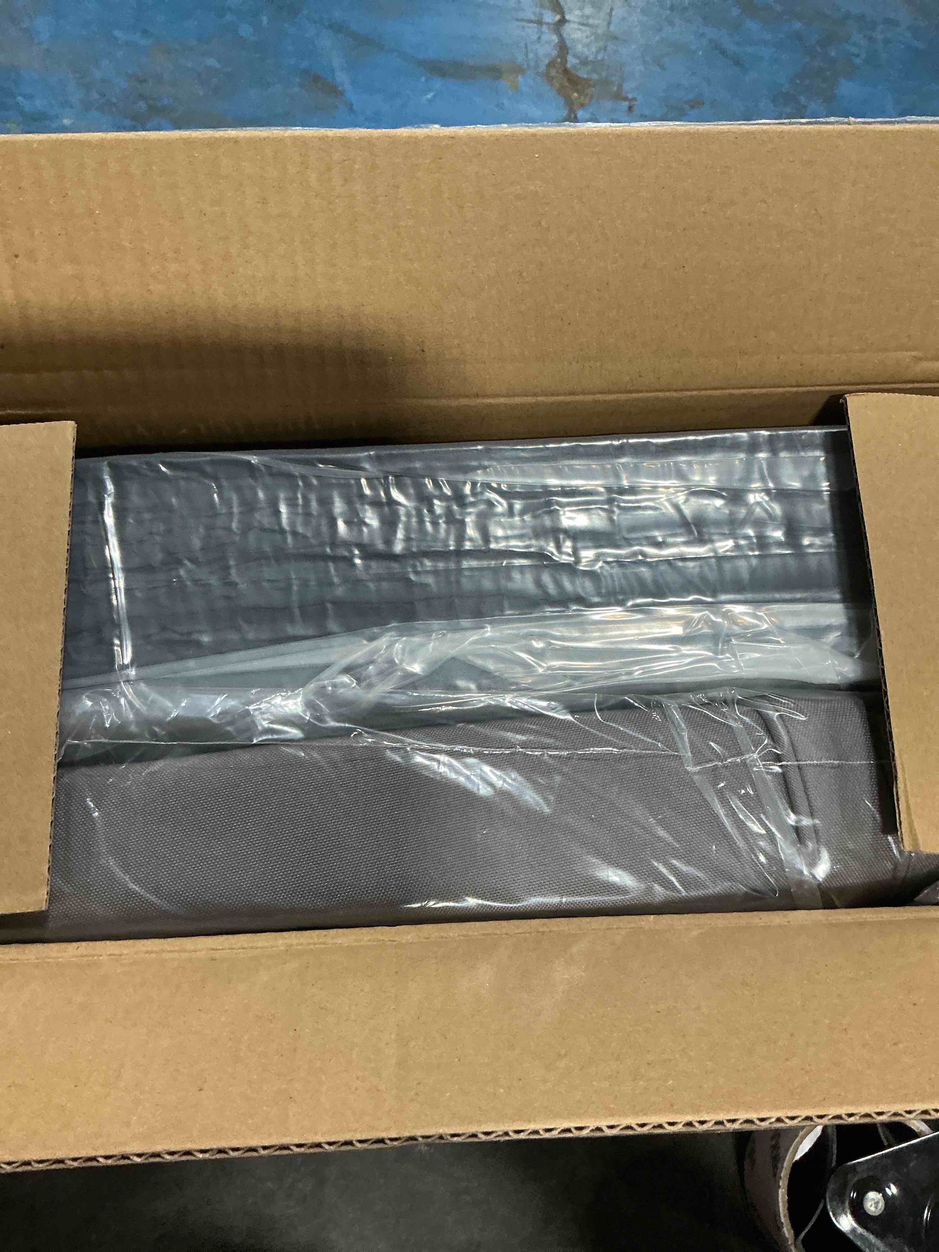 https://s3.amazonaws.com/lotting-images-prod/NonstopDeals/GRA3615588_1755908768974.jpeg