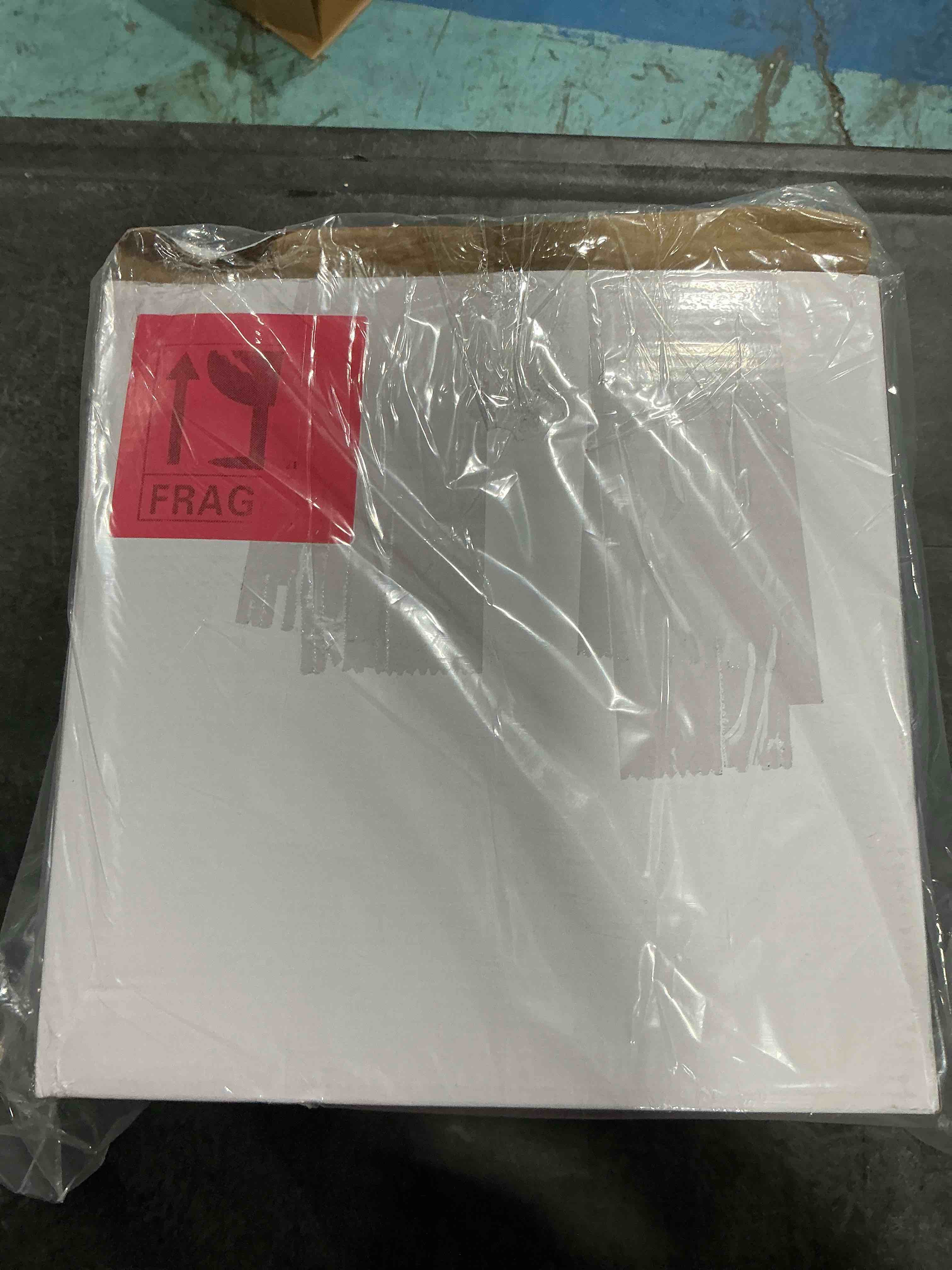 https://s3.amazonaws.com/lotting-images-prod/NonstopDeals/GRA3615595_1755909394065.jpeg