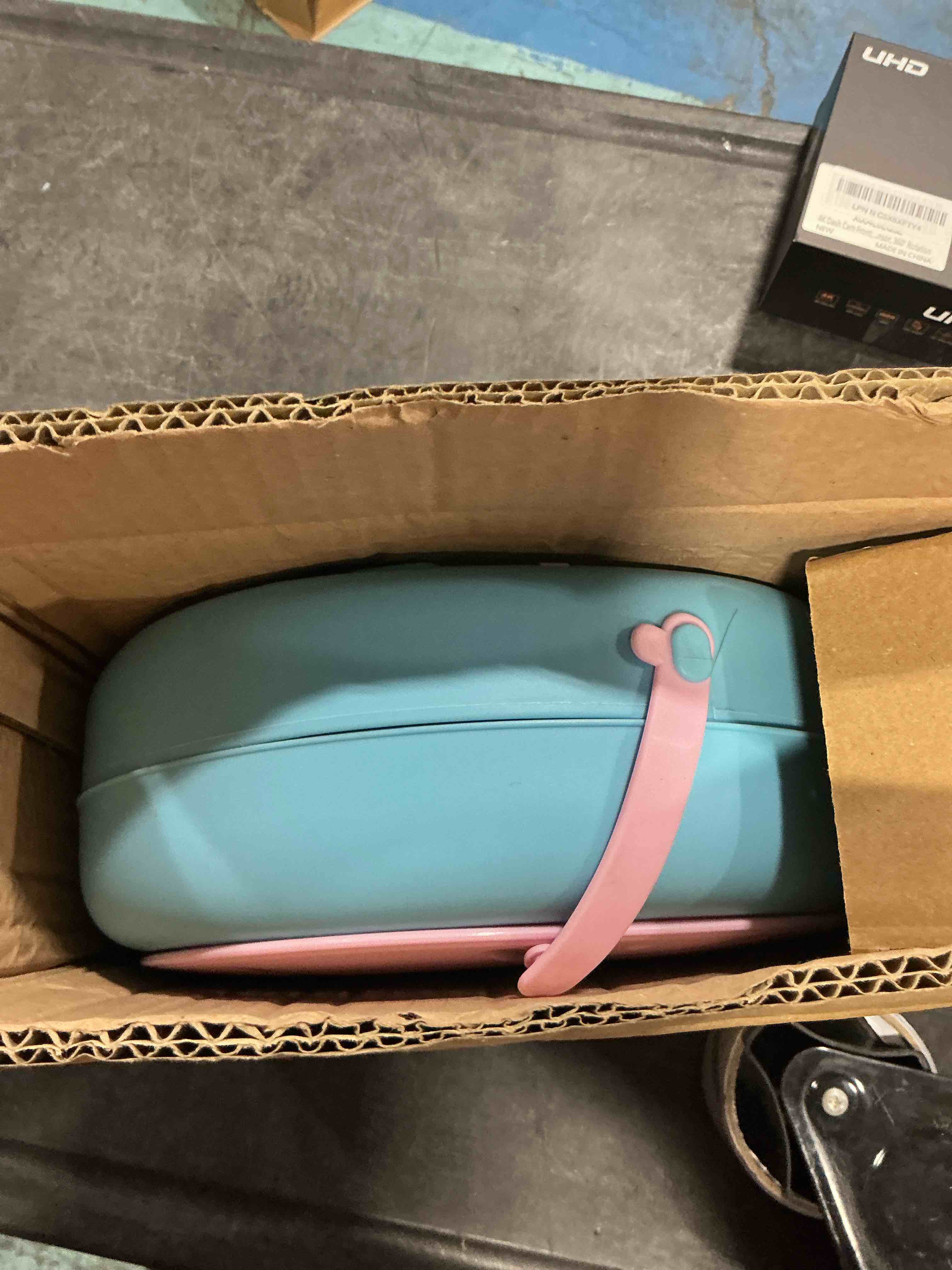 https://s3.amazonaws.com/lotting-images-prod/NonstopDeals/GRA3615612_1755910644729.jpeg