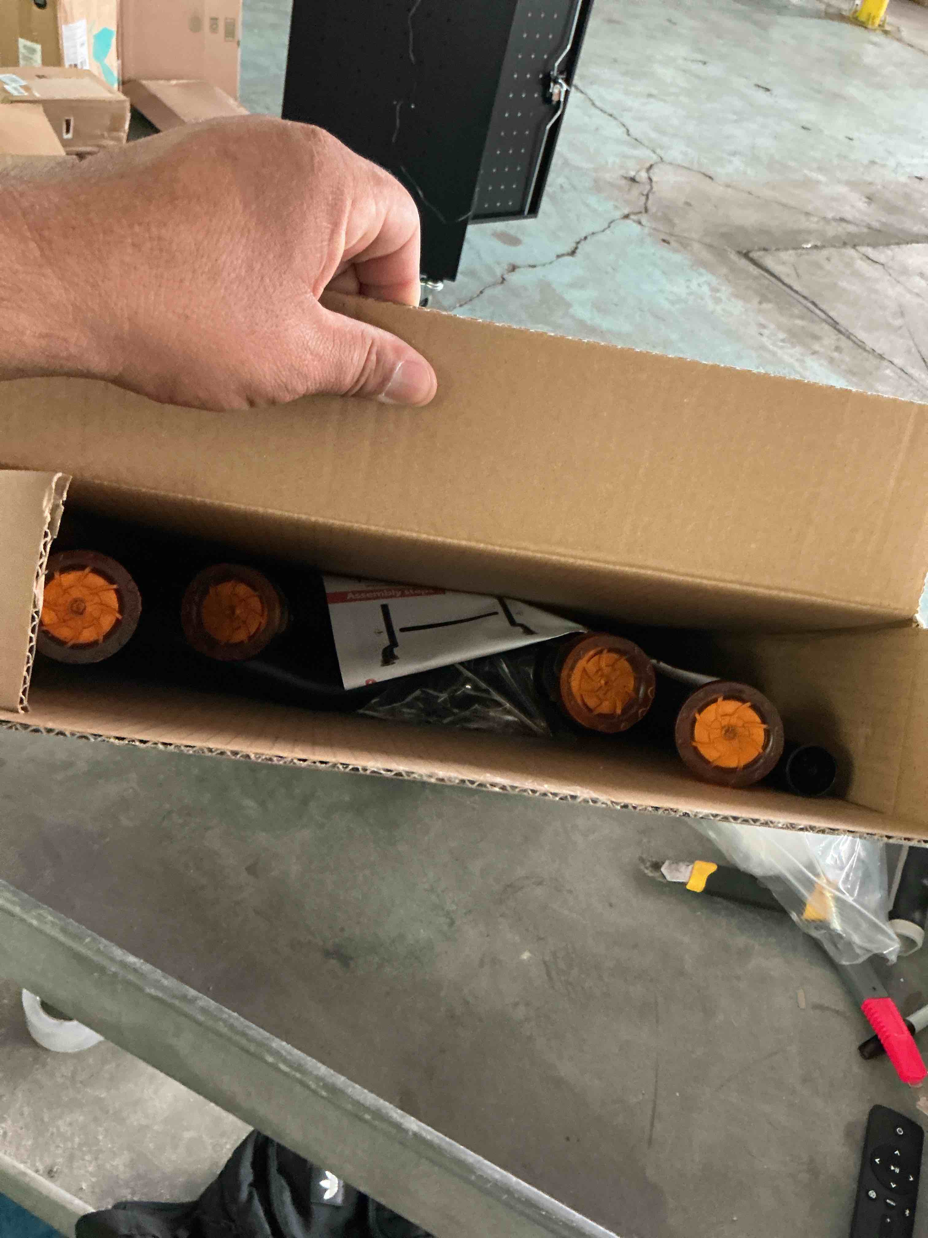 https://s3.amazonaws.com/lotting-images-prod/NonstopDeals/GRA3615647_1755963573616.jpeg