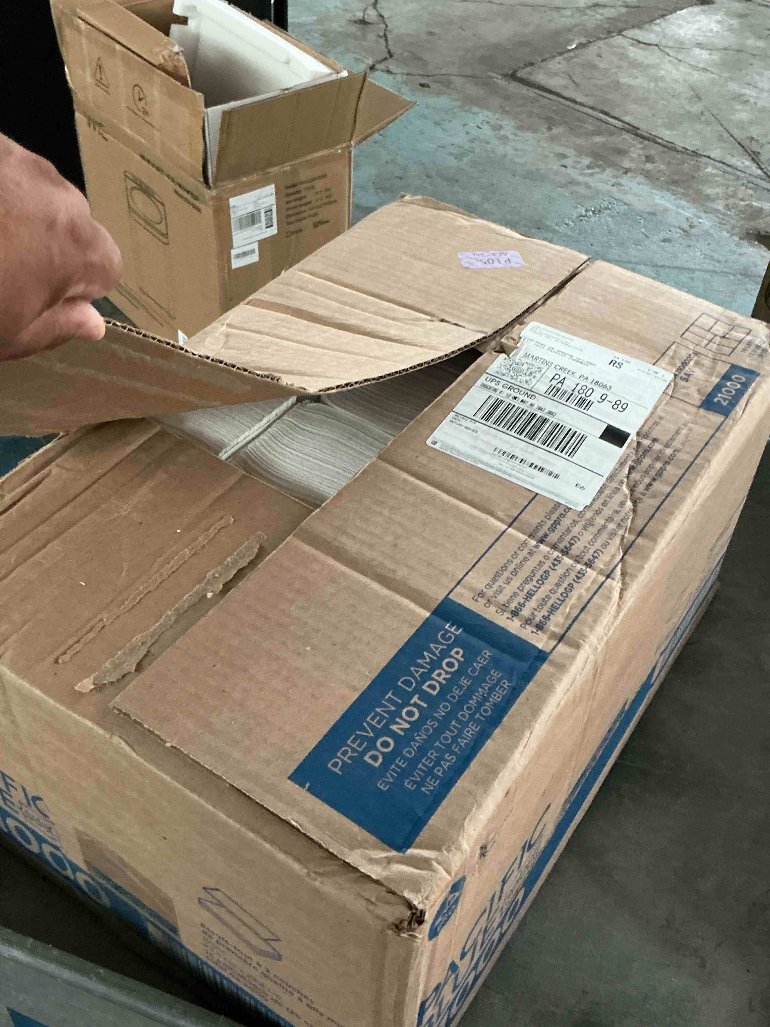 https://s3.amazonaws.com/lotting-images-prod/NonstopDeals/GRA3615660_1755967535193.jpeg