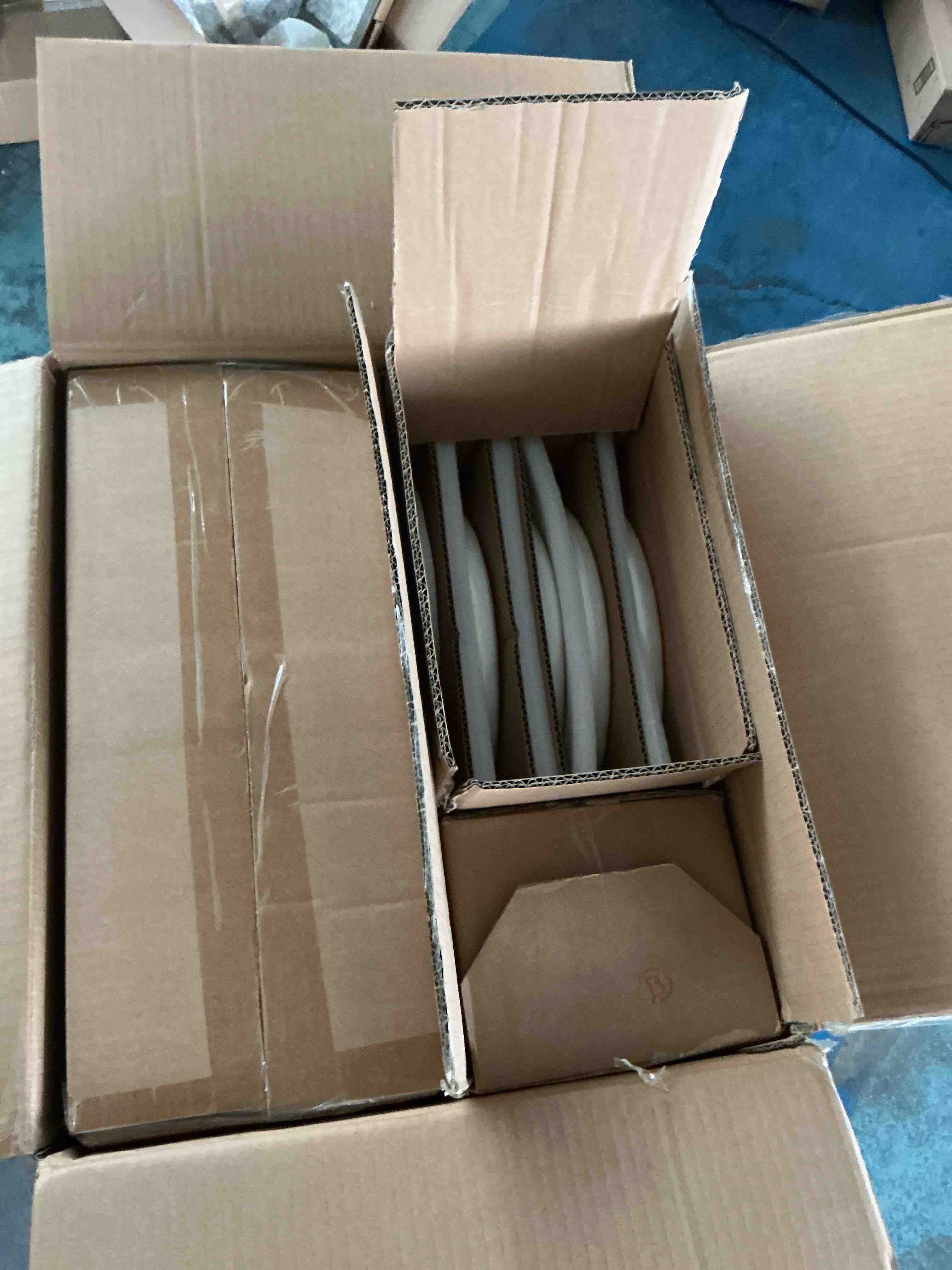 https://s3.amazonaws.com/lotting-images-prod/NonstopDeals/GRA3615669_1755968960172.jpeg