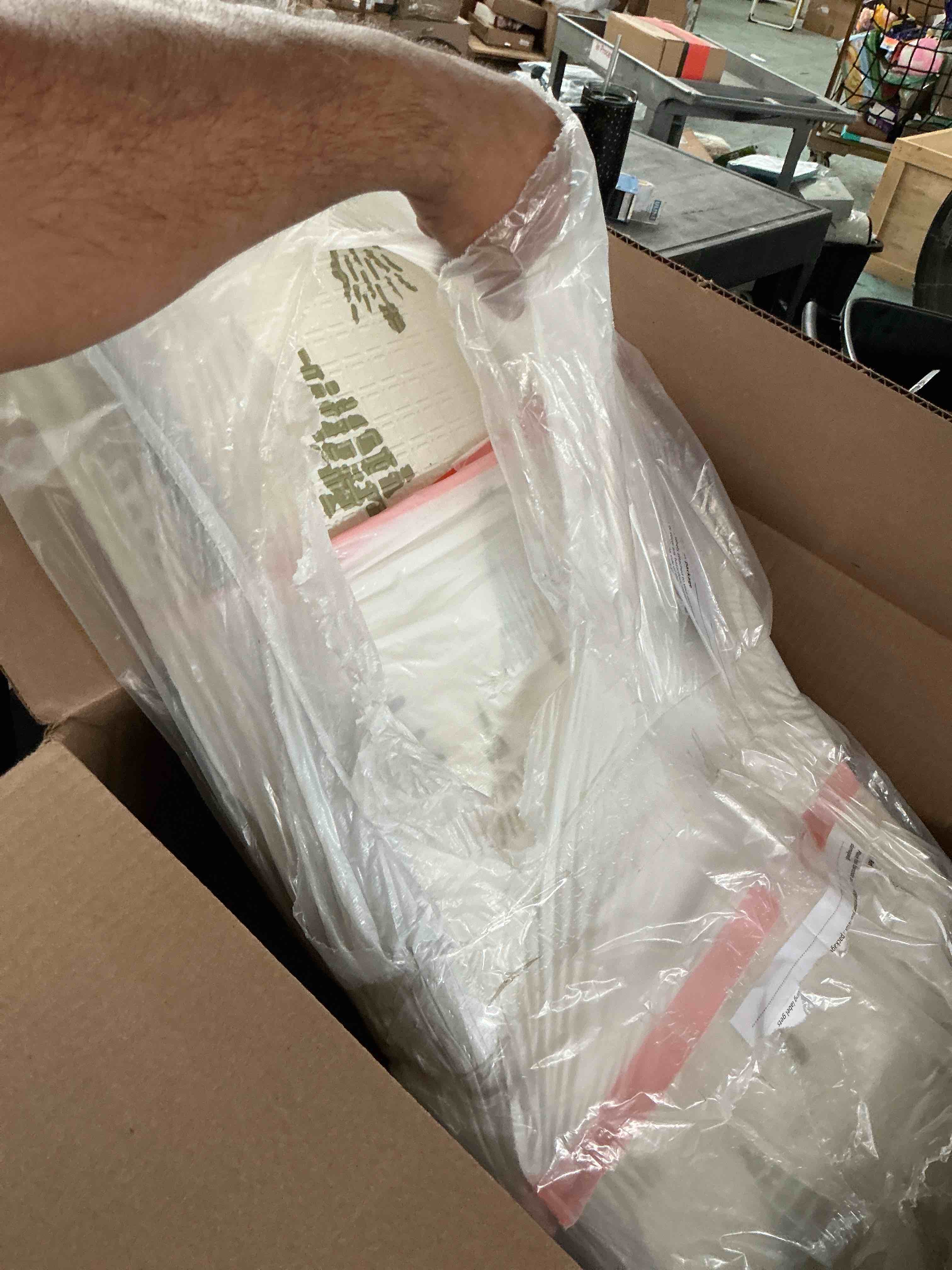 https://s3.amazonaws.com/lotting-images-prod/NonstopDeals/GRA3615721_1755976869776.jpeg