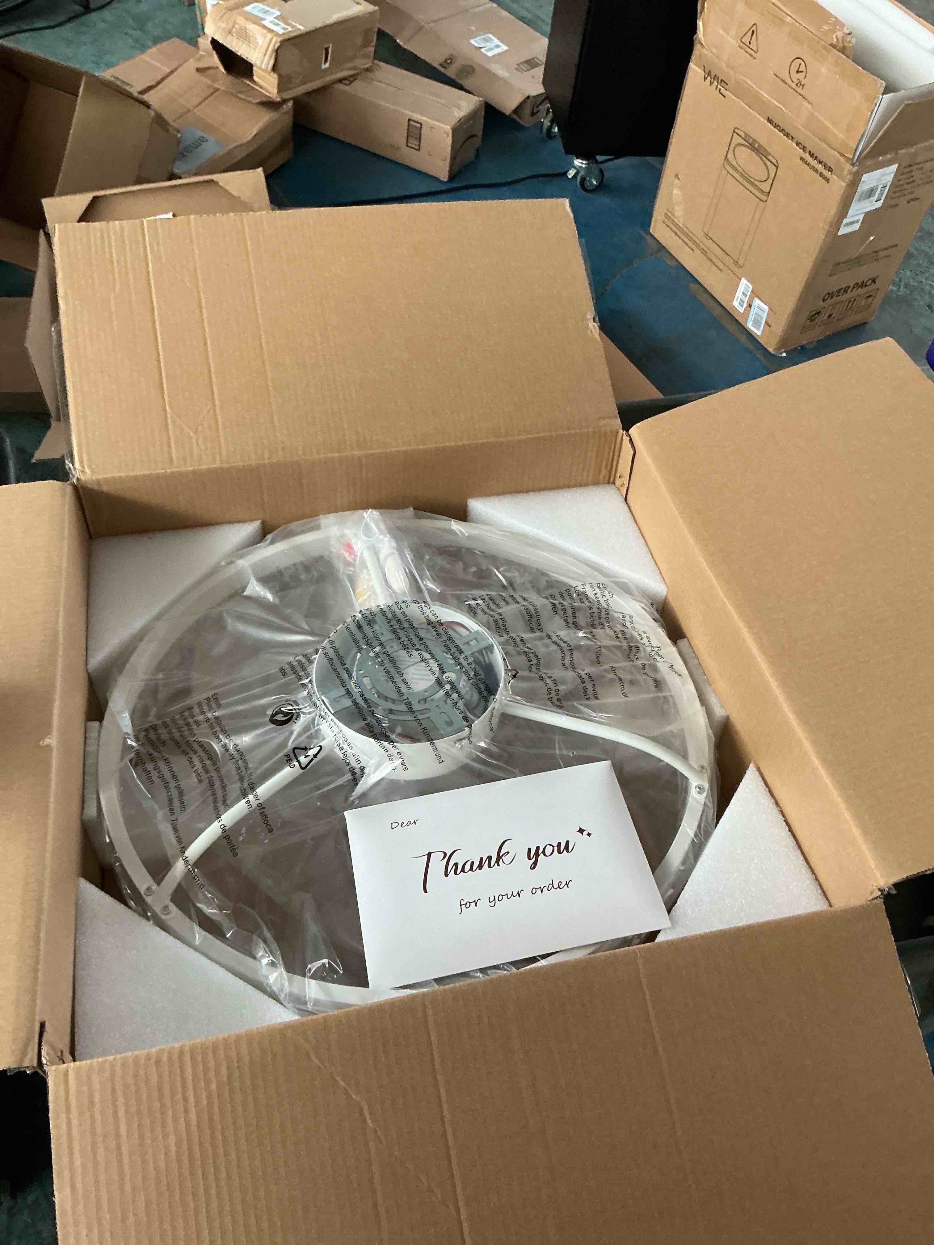 https://s3.amazonaws.com/lotting-images-prod/NonstopDeals/GRA3615722_1755976999147.jpeg