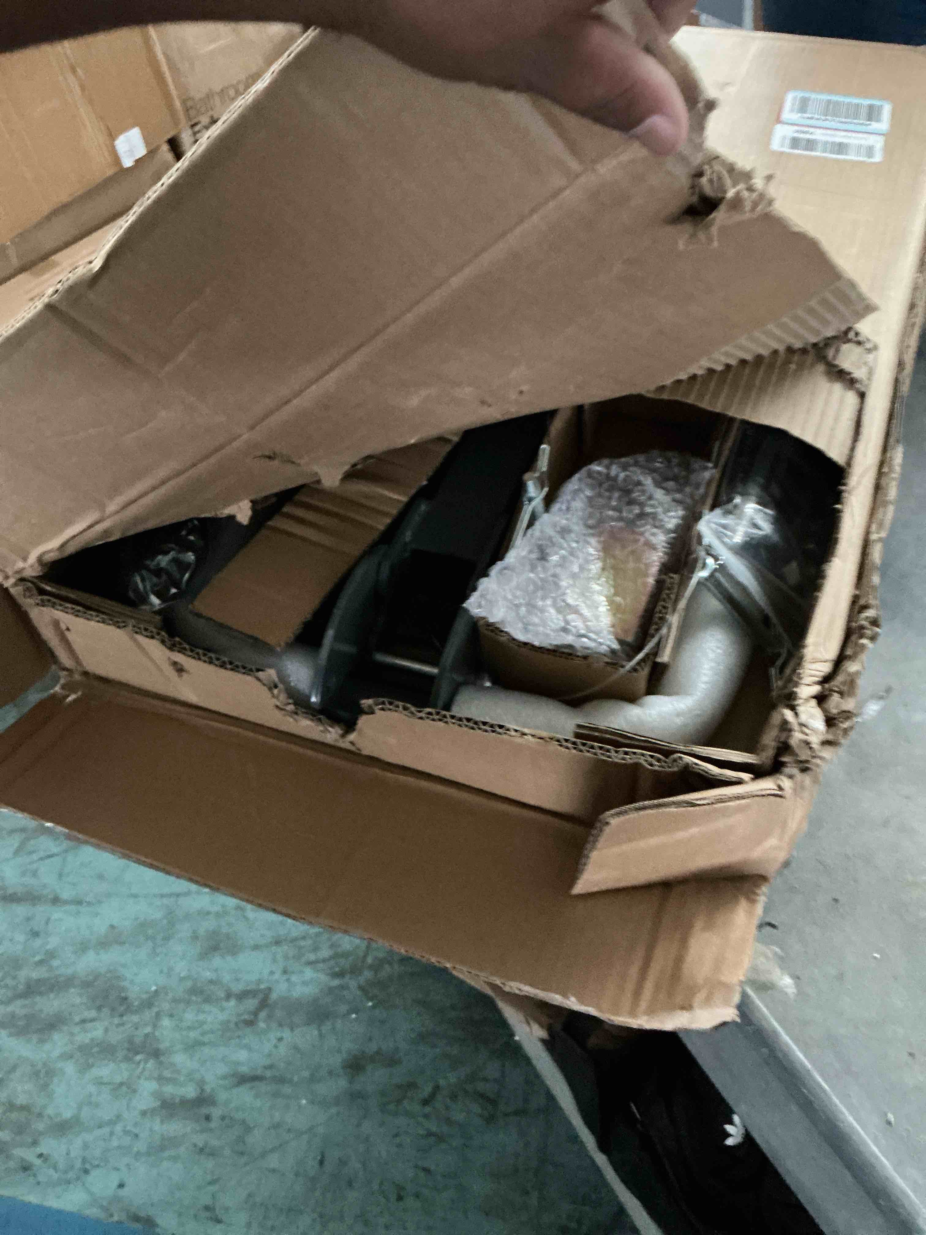 https://s3.amazonaws.com/lotting-images-prod/NonstopDeals/GRA3615752_1755984100205.jpeg