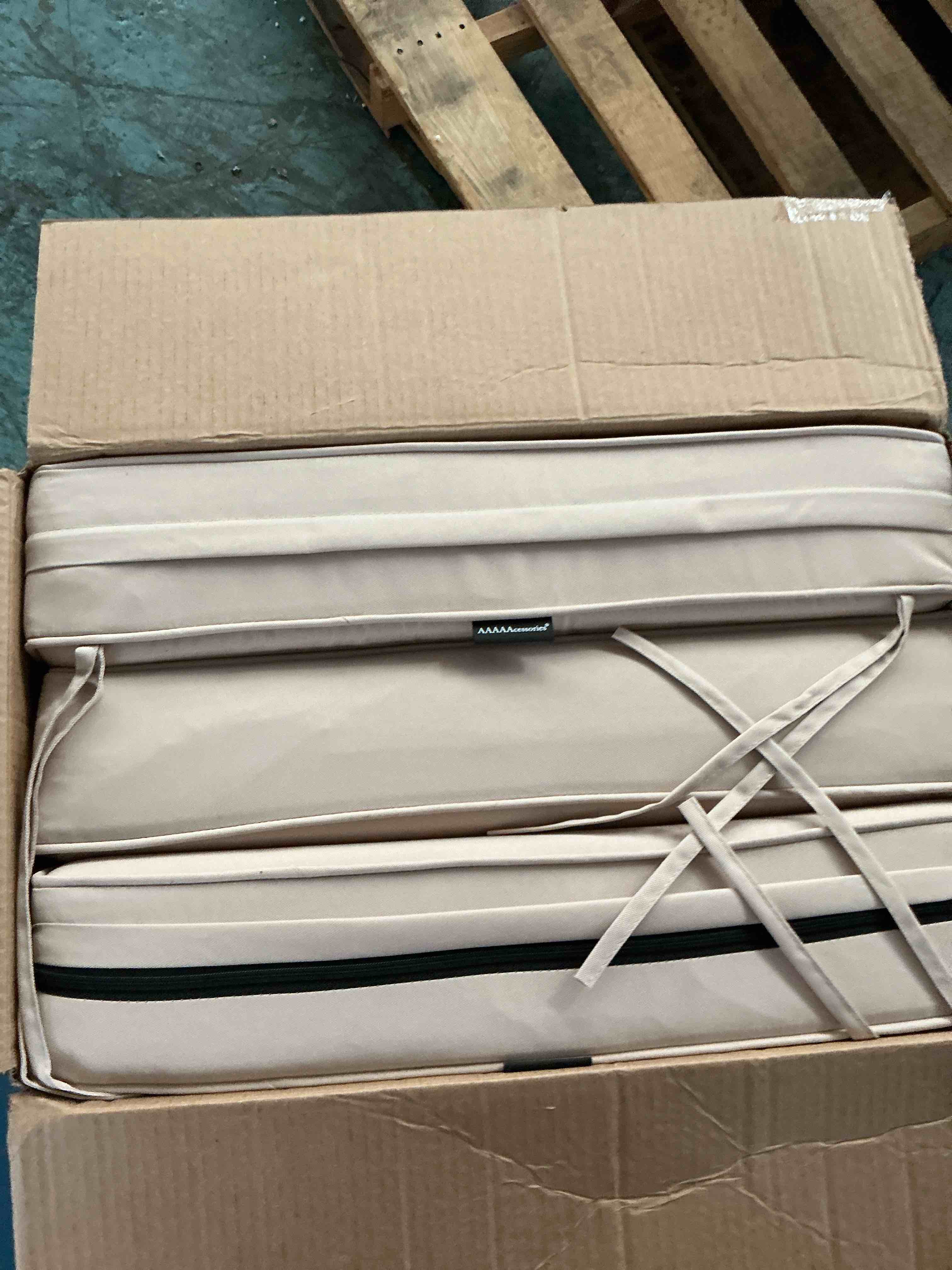 https://s3.amazonaws.com/lotting-images-prod/NonstopDeals/GRA3615809_1755988945710.jpeg