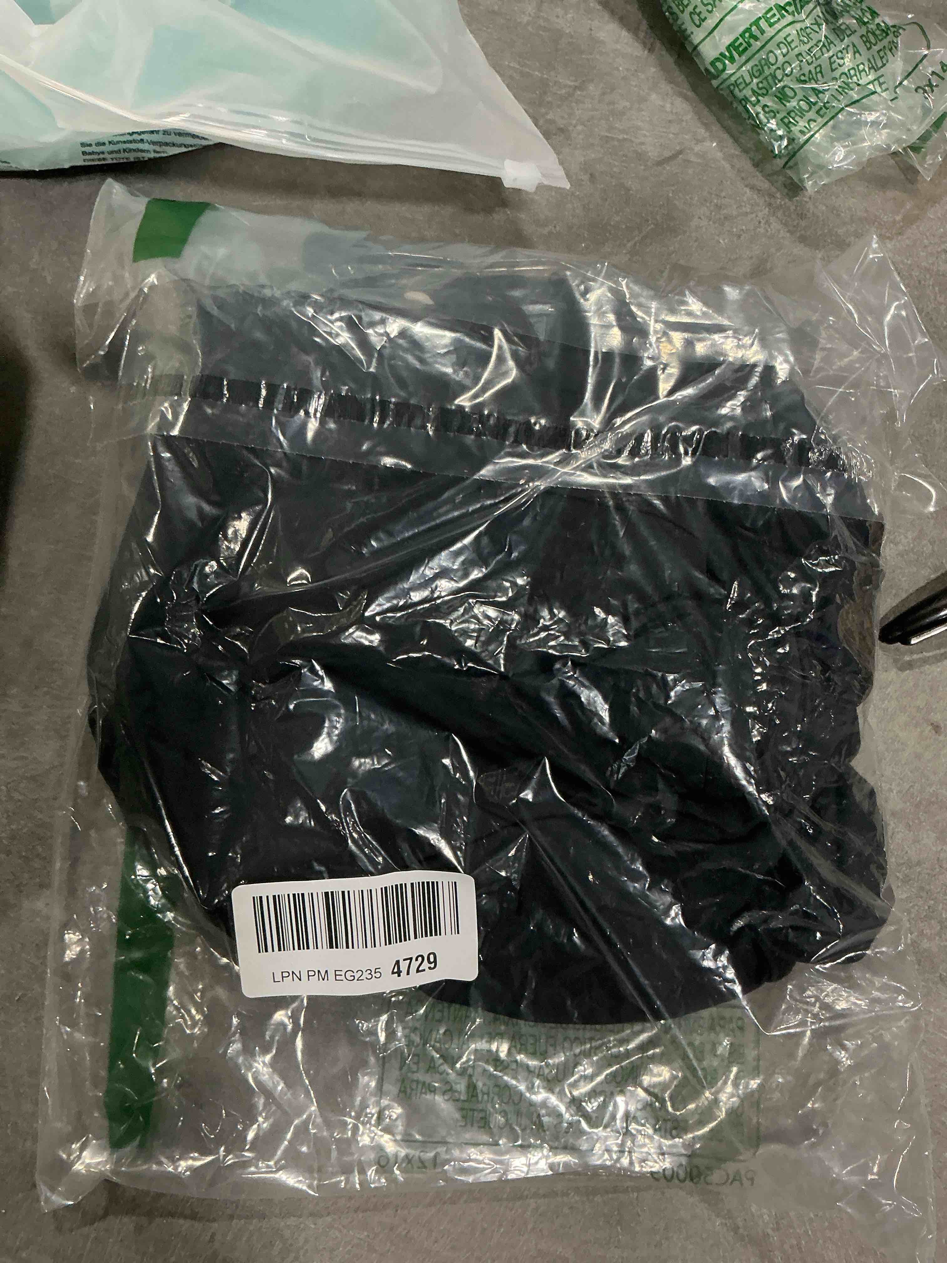 https://s3.amazonaws.com/lotting-images-prod/NonstopDeals/GRA3615825_1755993216621.jpeg