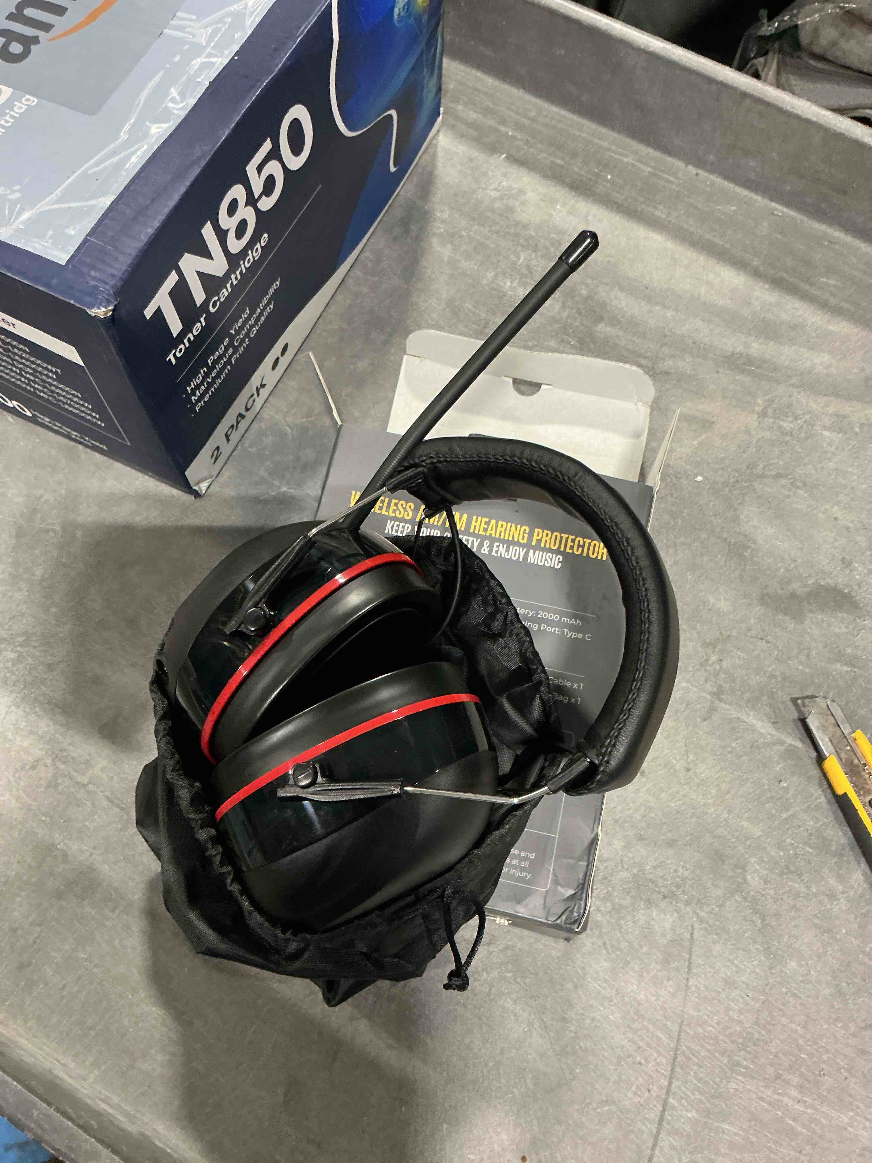 https://s3.amazonaws.com/lotting-images-prod/NonstopDeals/GRA3615845_1755995456144.jpeg