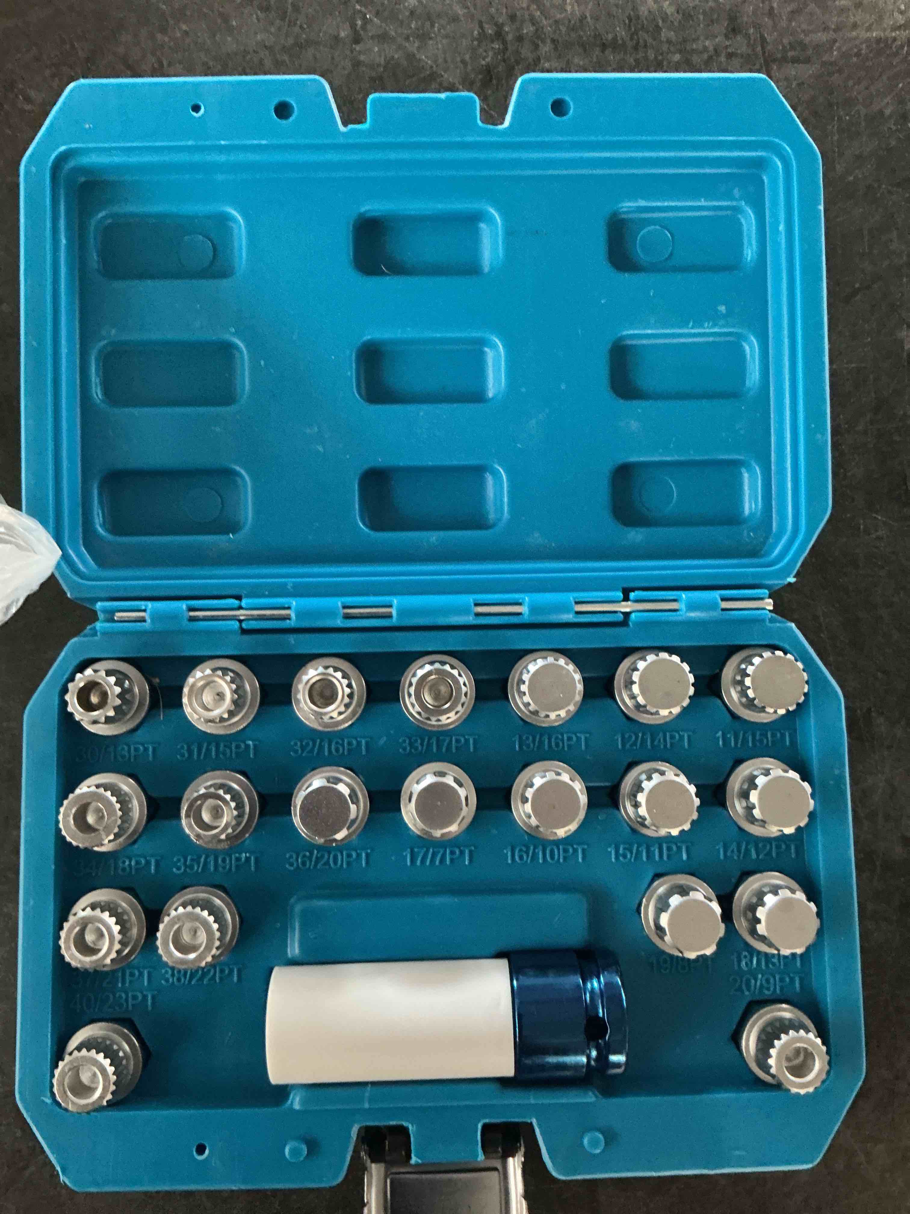 https://s3.amazonaws.com/lotting-images-prod/NonstopDeals/GRA3615858_1755989822787.jpeg