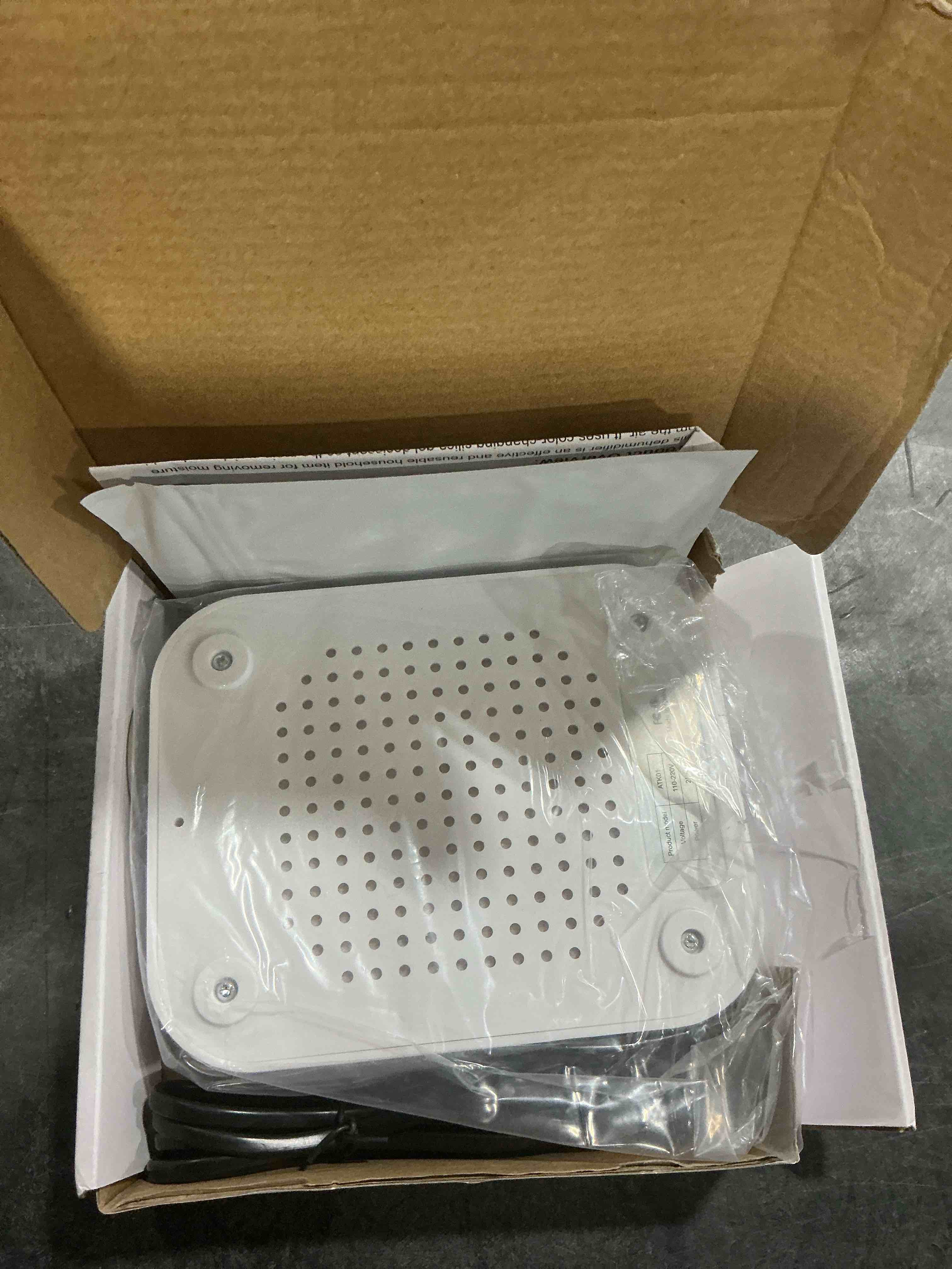 https://s3.amazonaws.com/lotting-images-prod/NonstopDeals/GRA3615871_1755995701942.jpeg