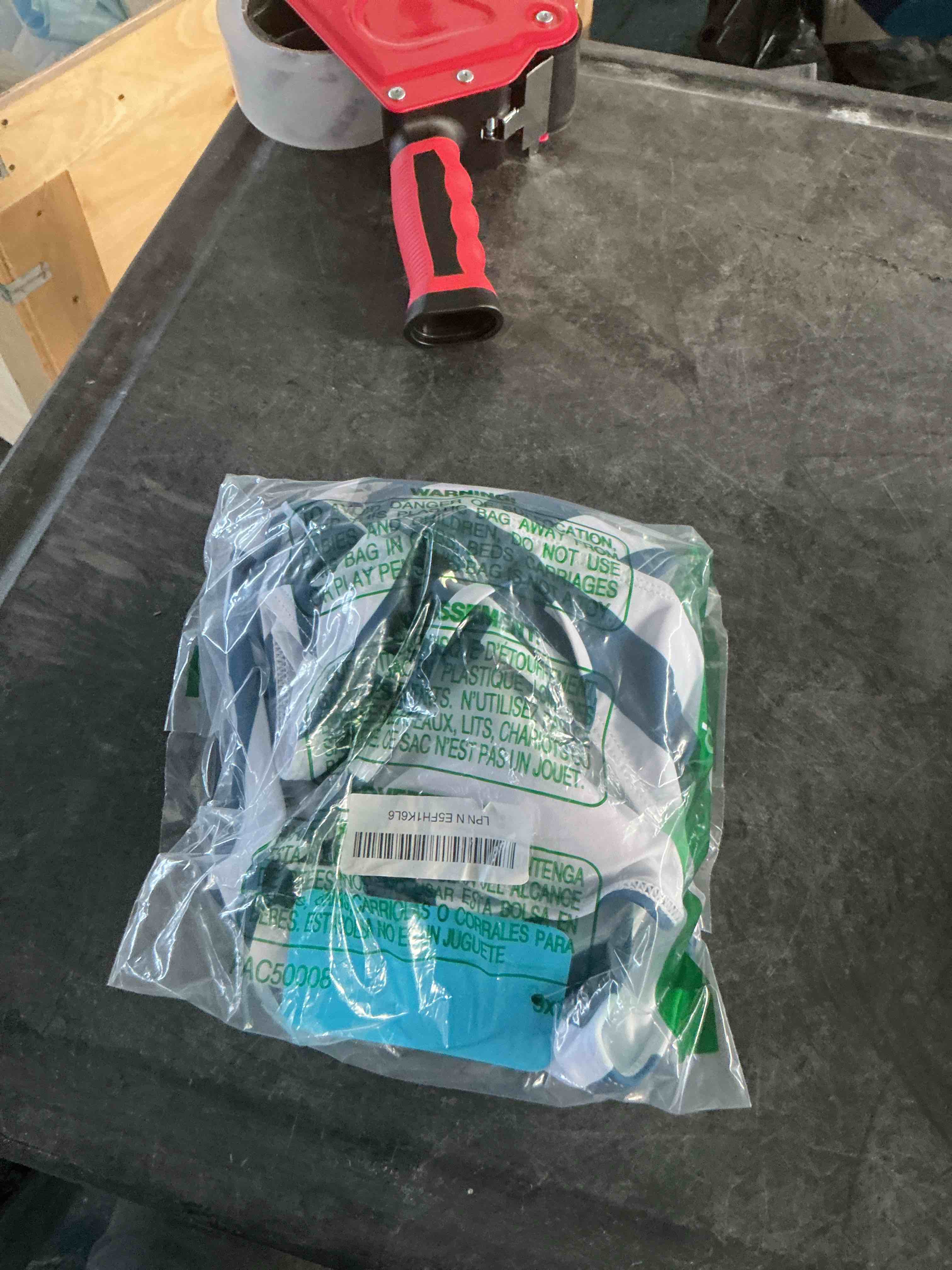 https://s3.amazonaws.com/lotting-images-prod/NonstopDeals/GRA3615884_1756076235382.jpeg