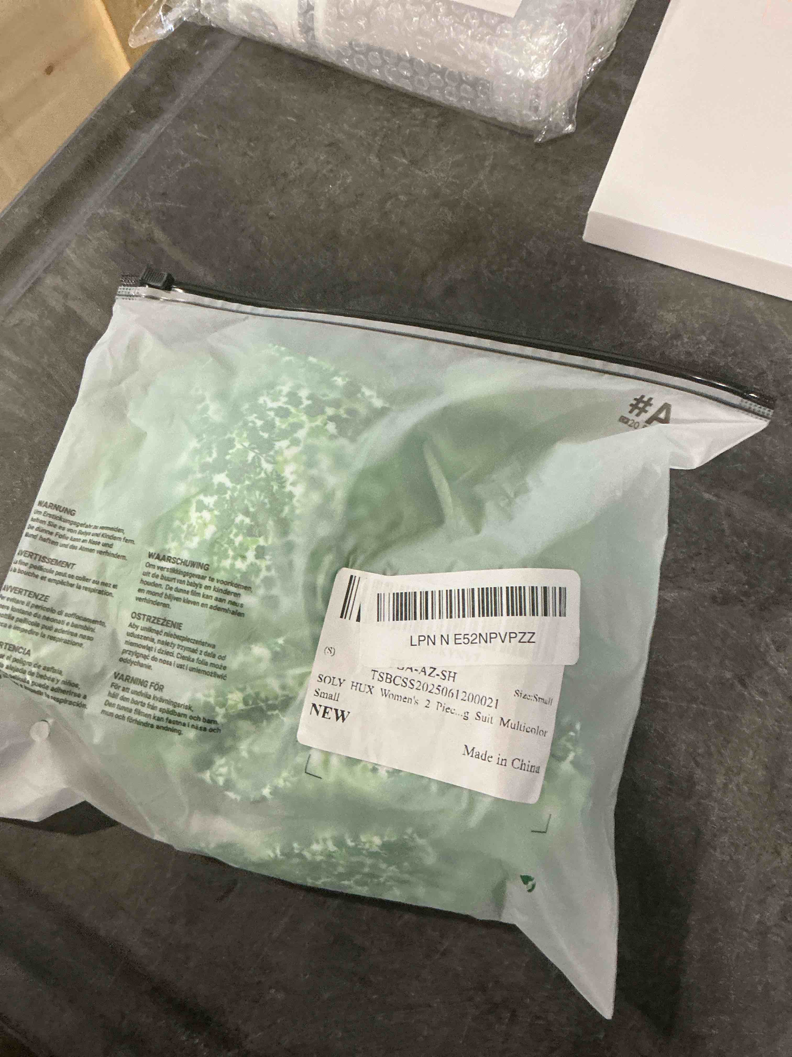 https://s3.amazonaws.com/lotting-images-prod/NonstopDeals/GRA3615896_1756078899668.jpeg