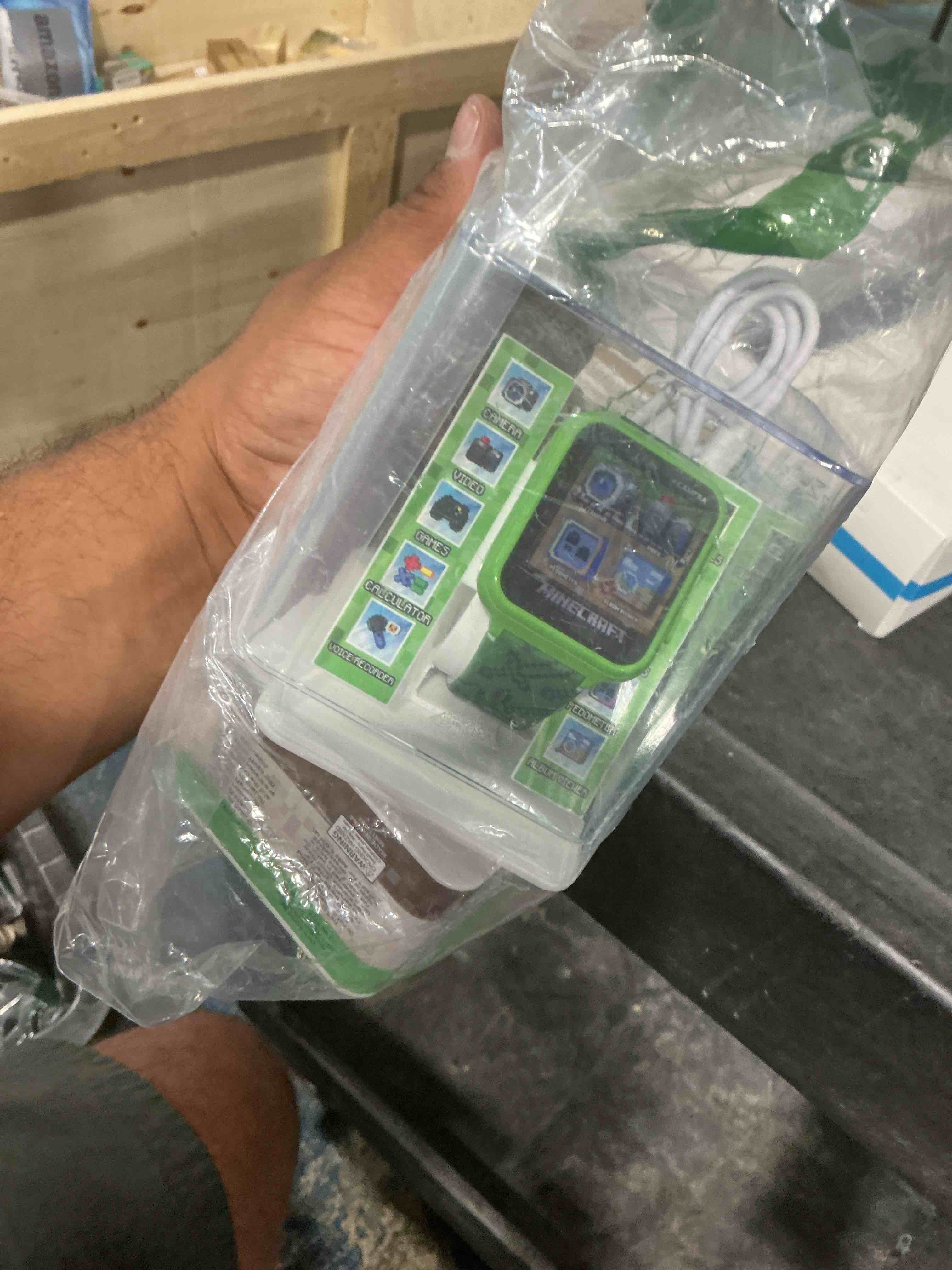 https://s3.amazonaws.com/lotting-images-prod/NonstopDeals/GRA3615903_1756080145182.jpeg