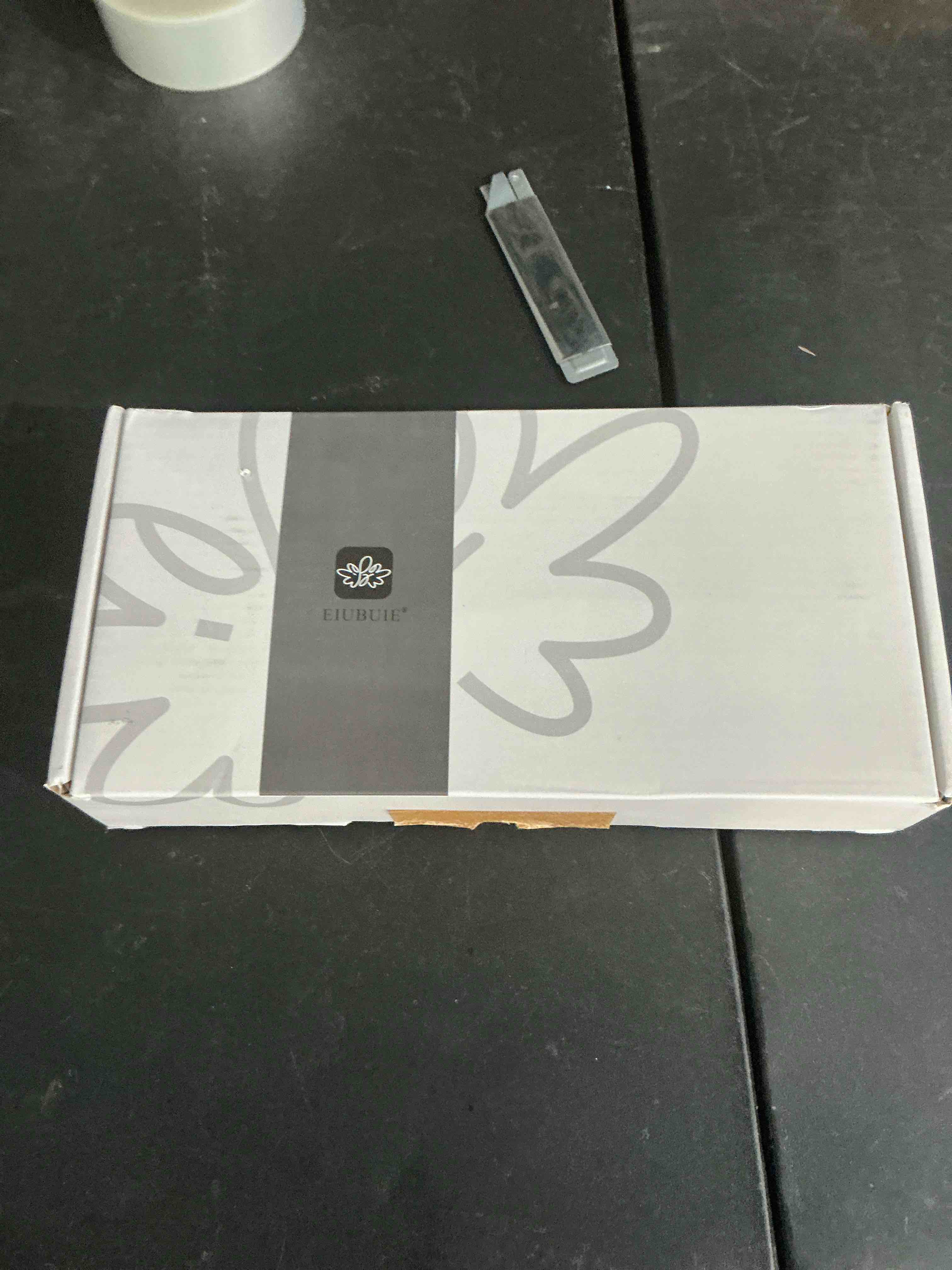 https://s3.amazonaws.com/lotting-images-prod/NonstopDeals/GRA3615967_1756248424264.jpeg
