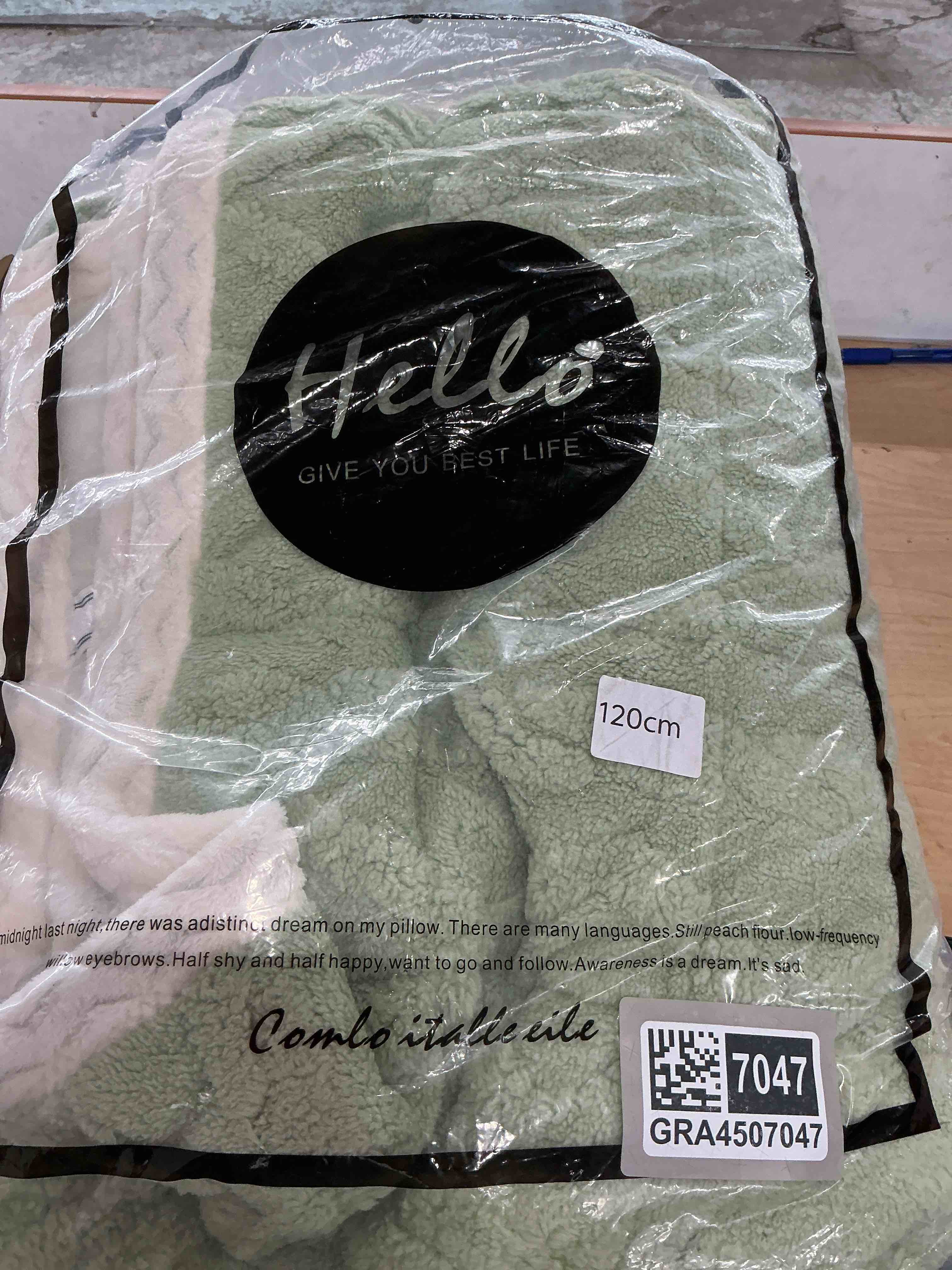 Condition photo showing New/Like New for soft sherpa wool pillow top mattress topper queen (green) - breathable down alternative quilted fitted bed pad for twin full king futon mattresses