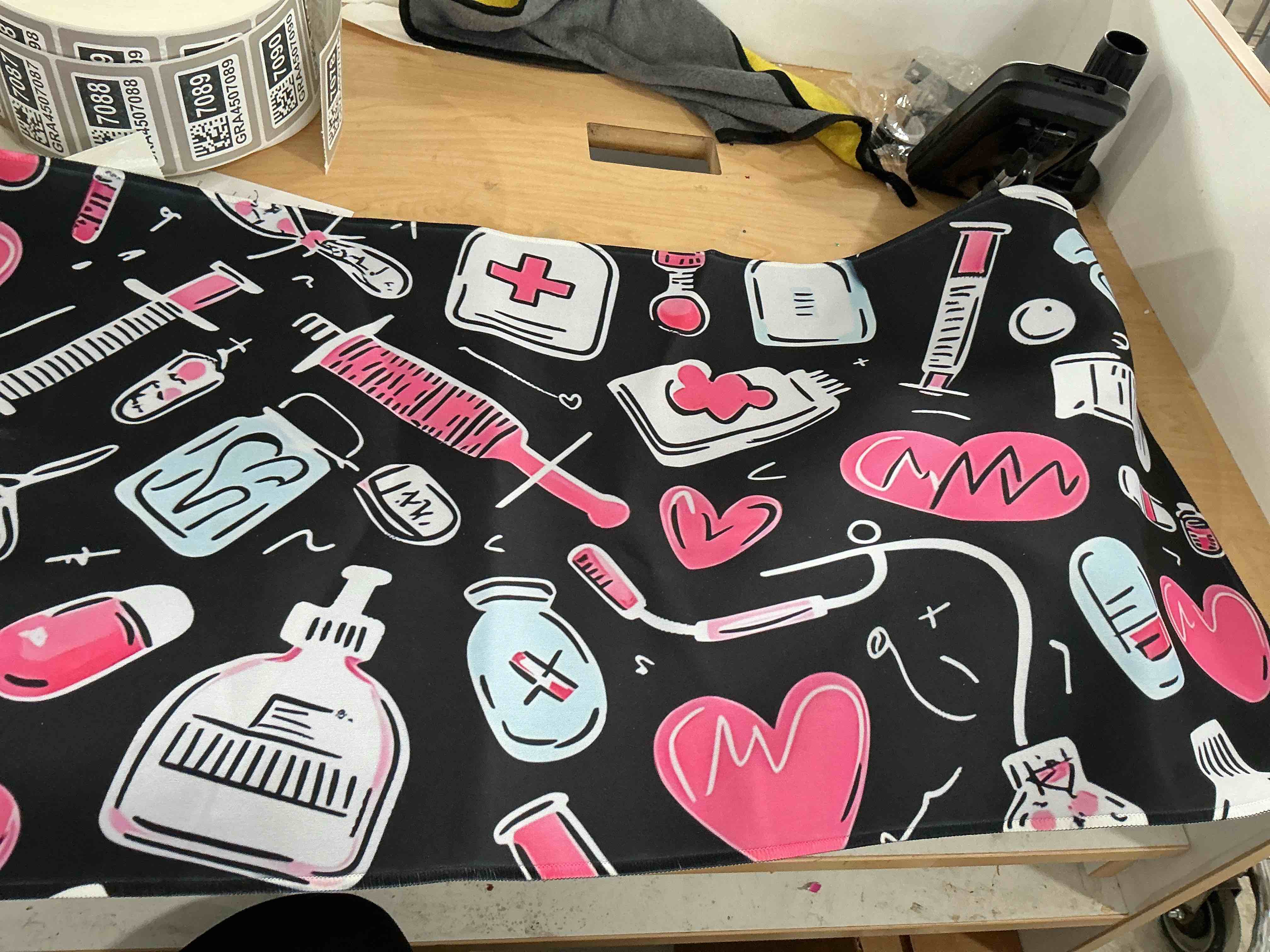 Condition photo showing New/Like New for nurse large mouse pad, gaming mouse pad, non-slip rubber base, office accessories, desk mat, pink medical mousepads for school, work, home decor gifts 31.5" x 11.8"