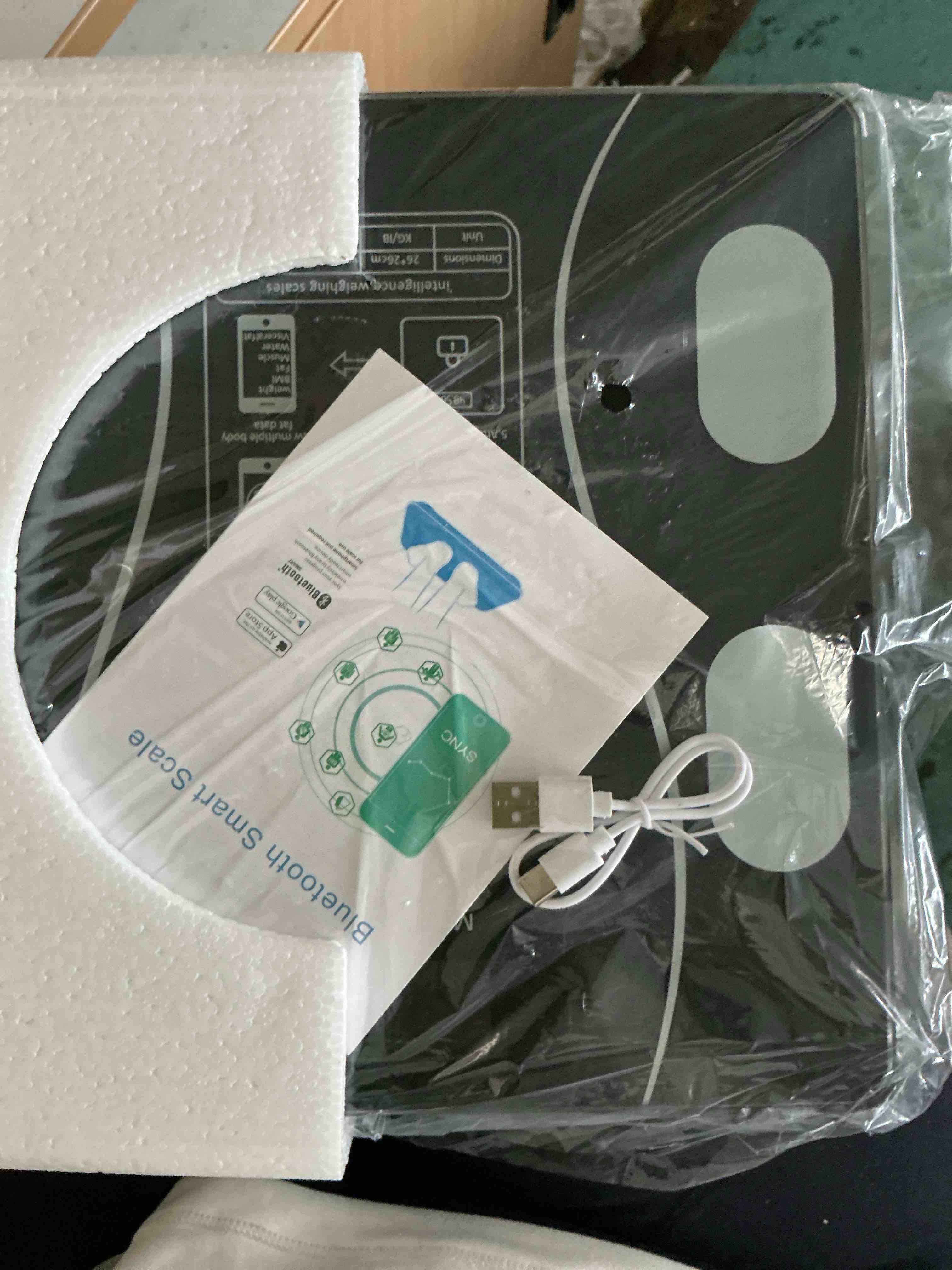 Condition photo showing New/Like New for intelligent body fat scale, a simple and practical digital scale that can be connected to a mobile digital bathroom scale to display bmi, body fat, muscle mass, and durable weight scale (black)