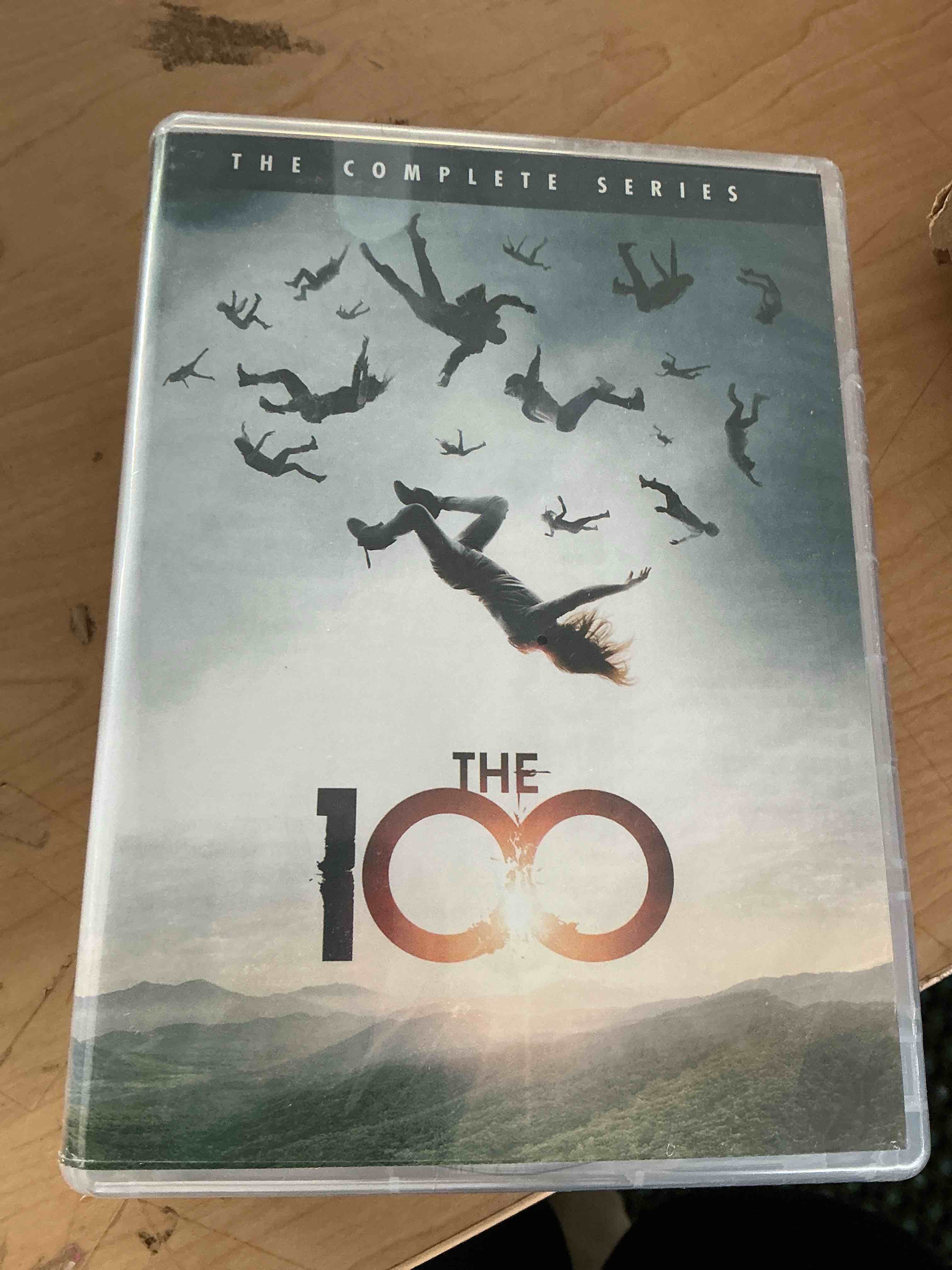 Condition photo showing New/Like New for the 100 ( tv series 2014–2020 ) : complete series ( 100 episodes / 7 seasons) - [dvd]