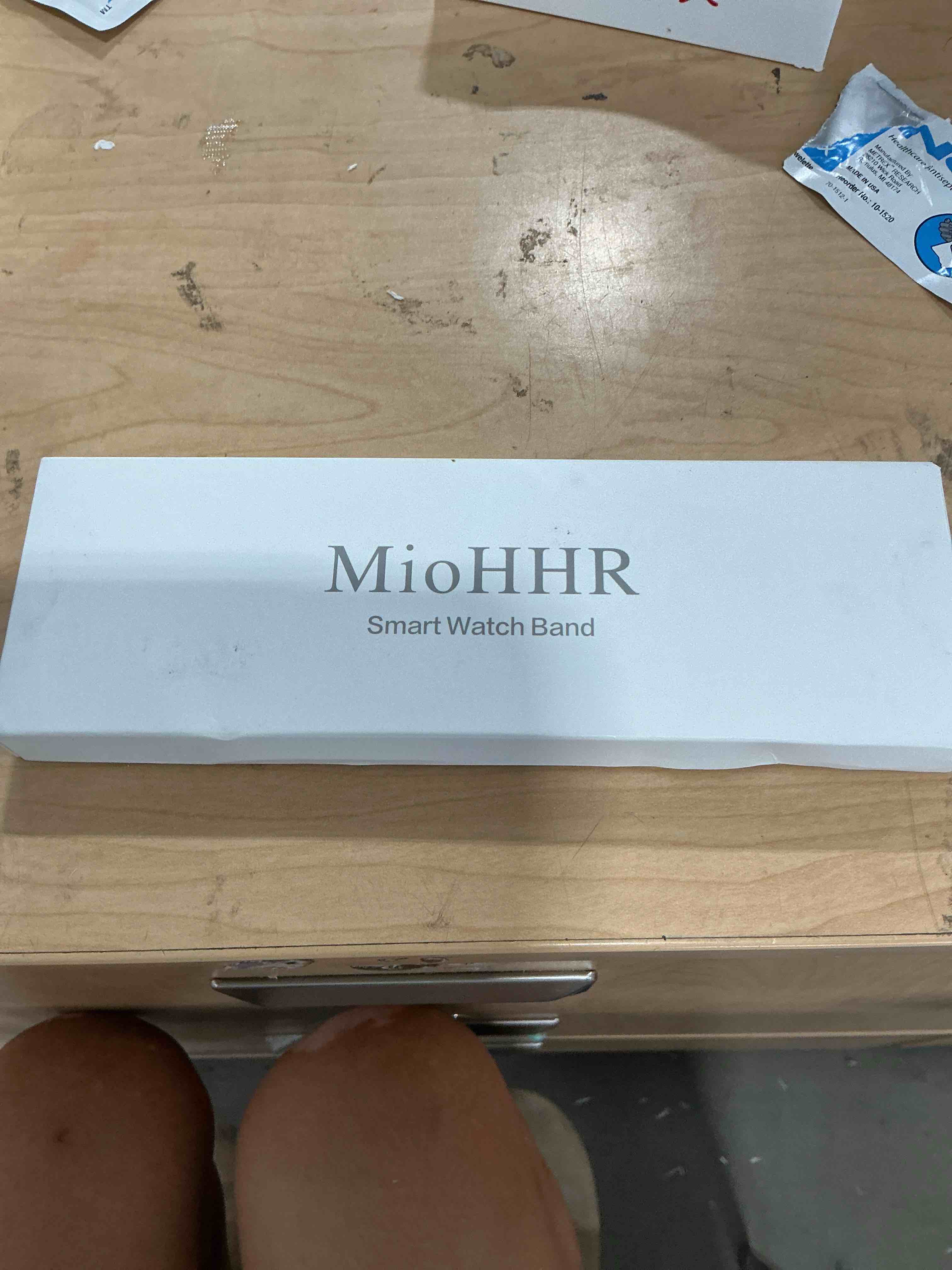 Condition photo showing New/Like New for miohhr solid stainless steel bands compatible with apple watch 38mm 40mm 41mm, metal strap with soft tpu case for iwatch bands series 9 8 7 6 5 4 3 2 1 se se2 se3 women and men, silver/gold silver/gold 38/40/41mm