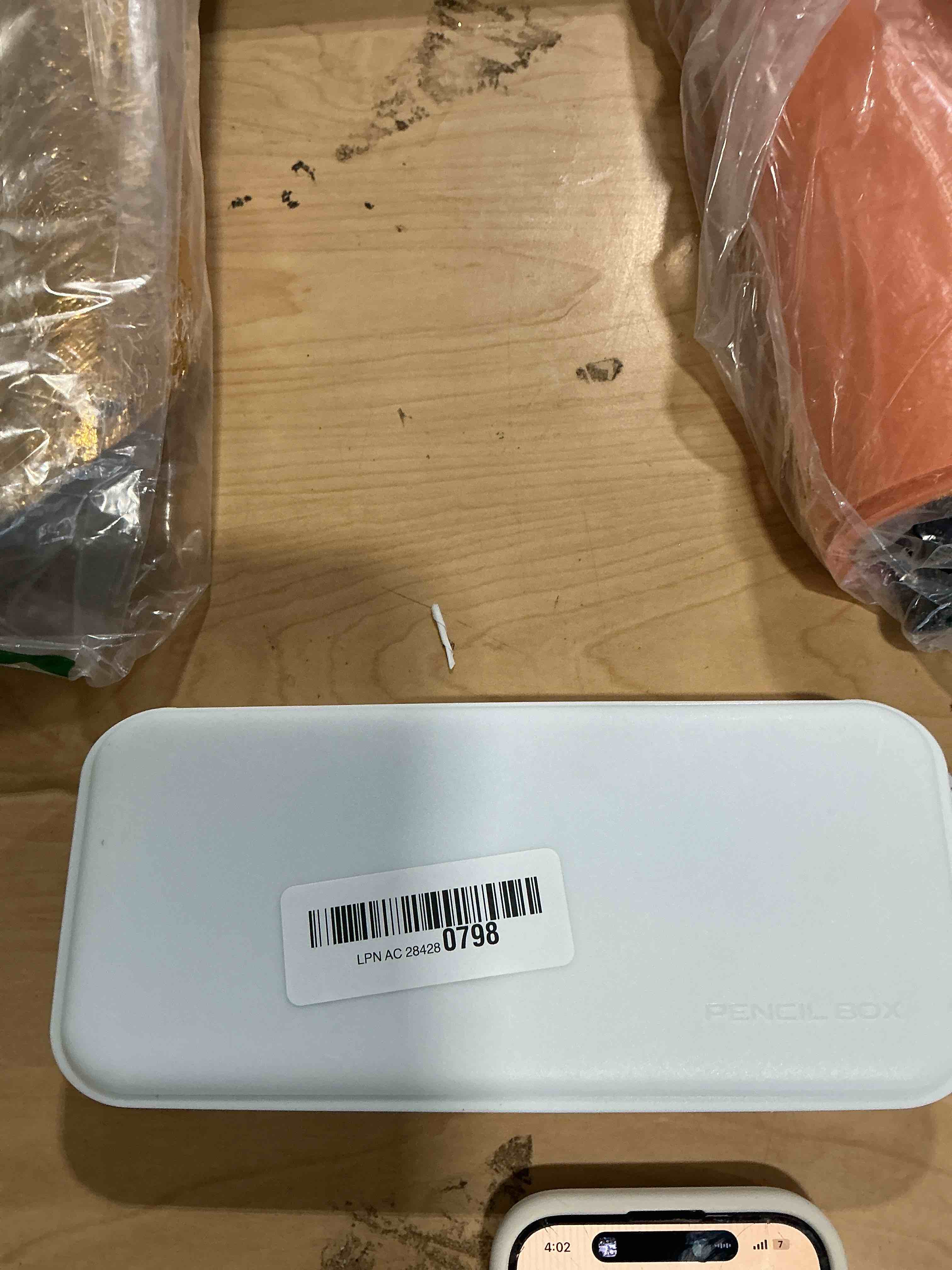 Condition photo showing New/Like New for solid color stationery box simple plastic pencil case pencil case cute storage pencil case