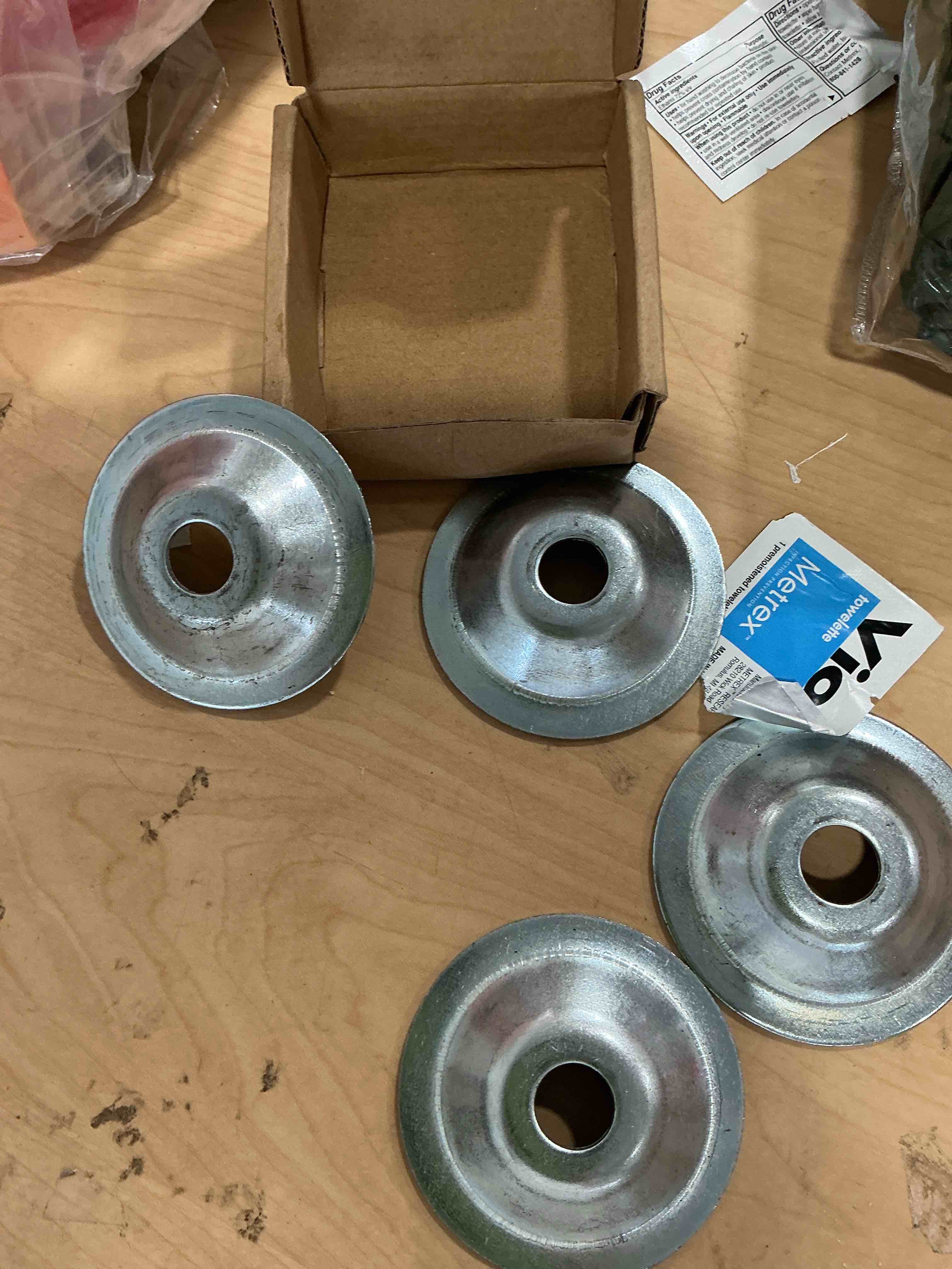 Condition photo showing Good Condition for od3-1/10'' x id 5/8'' bench grinder arbor washer/flange for grinding/wire wheel,4pcs
