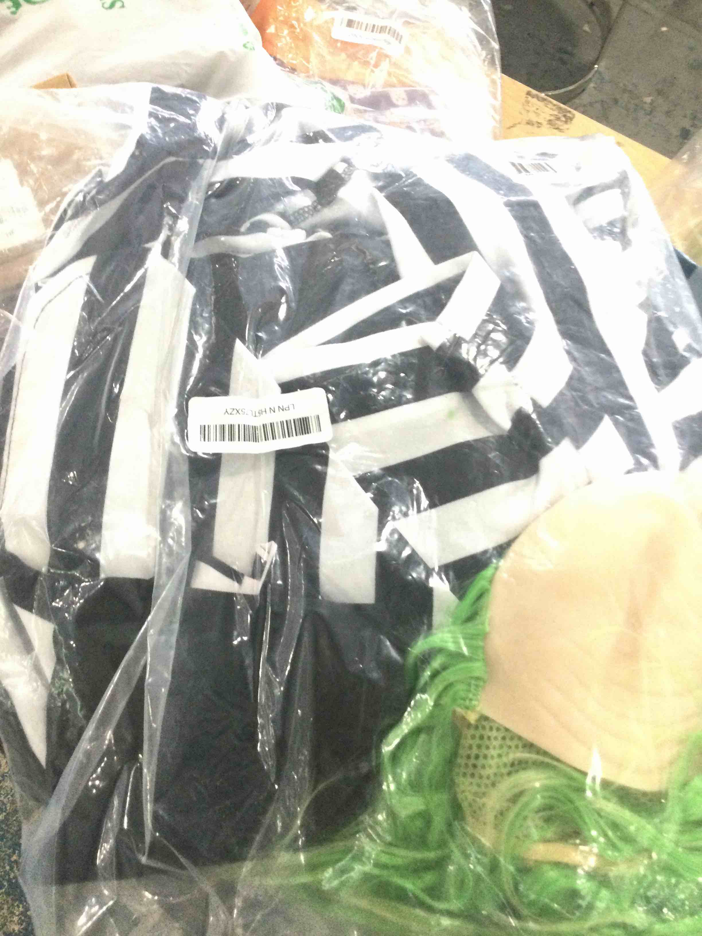 Condition photo showing New/Like New for black white striped set, beatle juice cosplay blazer with wig pants tie, halloween costumes for adults