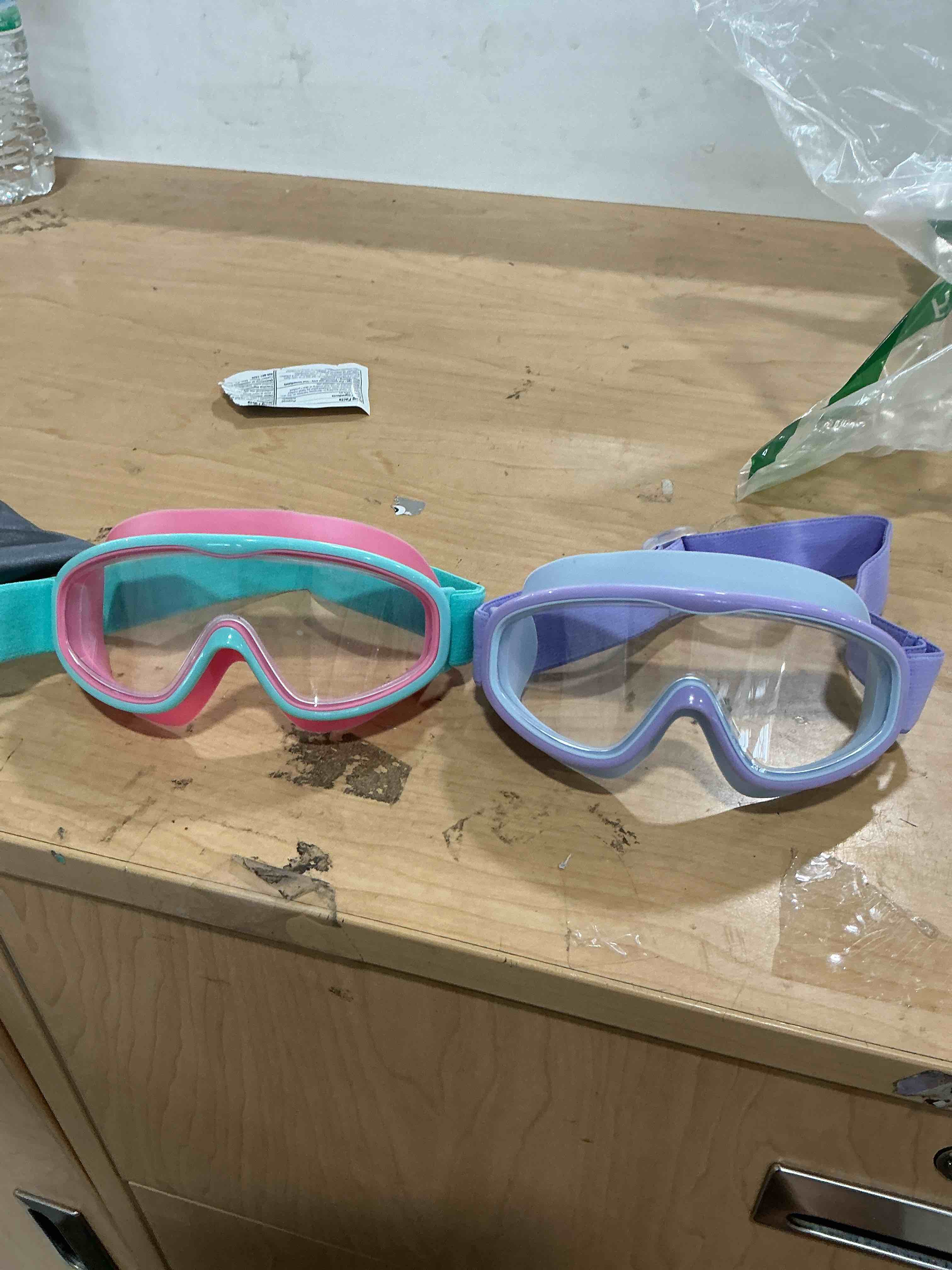 Condition photo showing New/Like New for vvinca kids goggles with comfort fabric strap, kids swim goggles wide view anti-fog/uv no leaking swimming goggles for 3-14