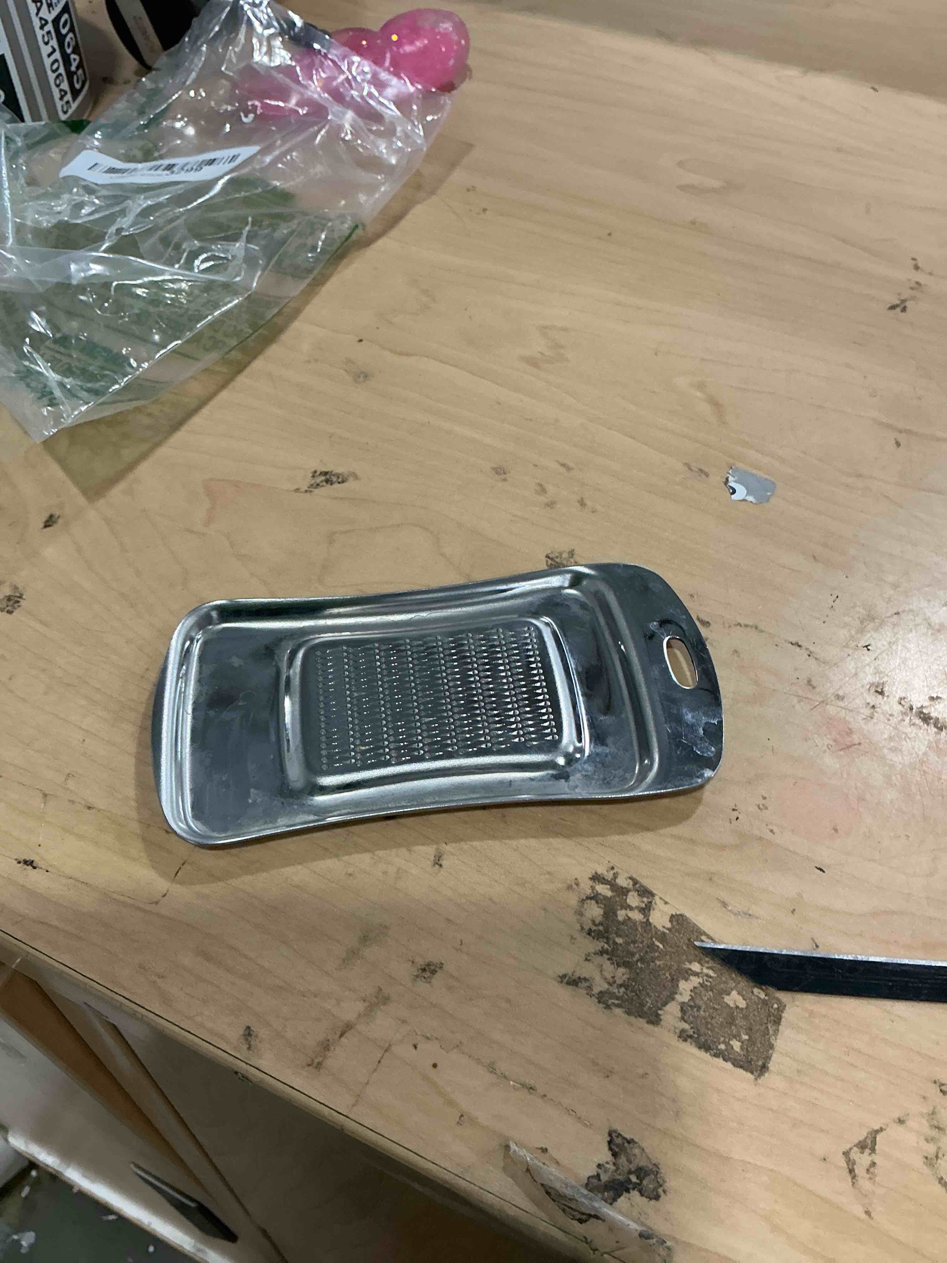 Condition photo showing Good Condition for stainless steel ginger grater, lemon zester, cheese grater with wasabi garlic grinding tool for sushi, sashimi, tempura, silver | wasabi garlic grinding tool,for sushi, sashimi, tempura,not easily deformed,easy to clean, durable ,dishwasher safe