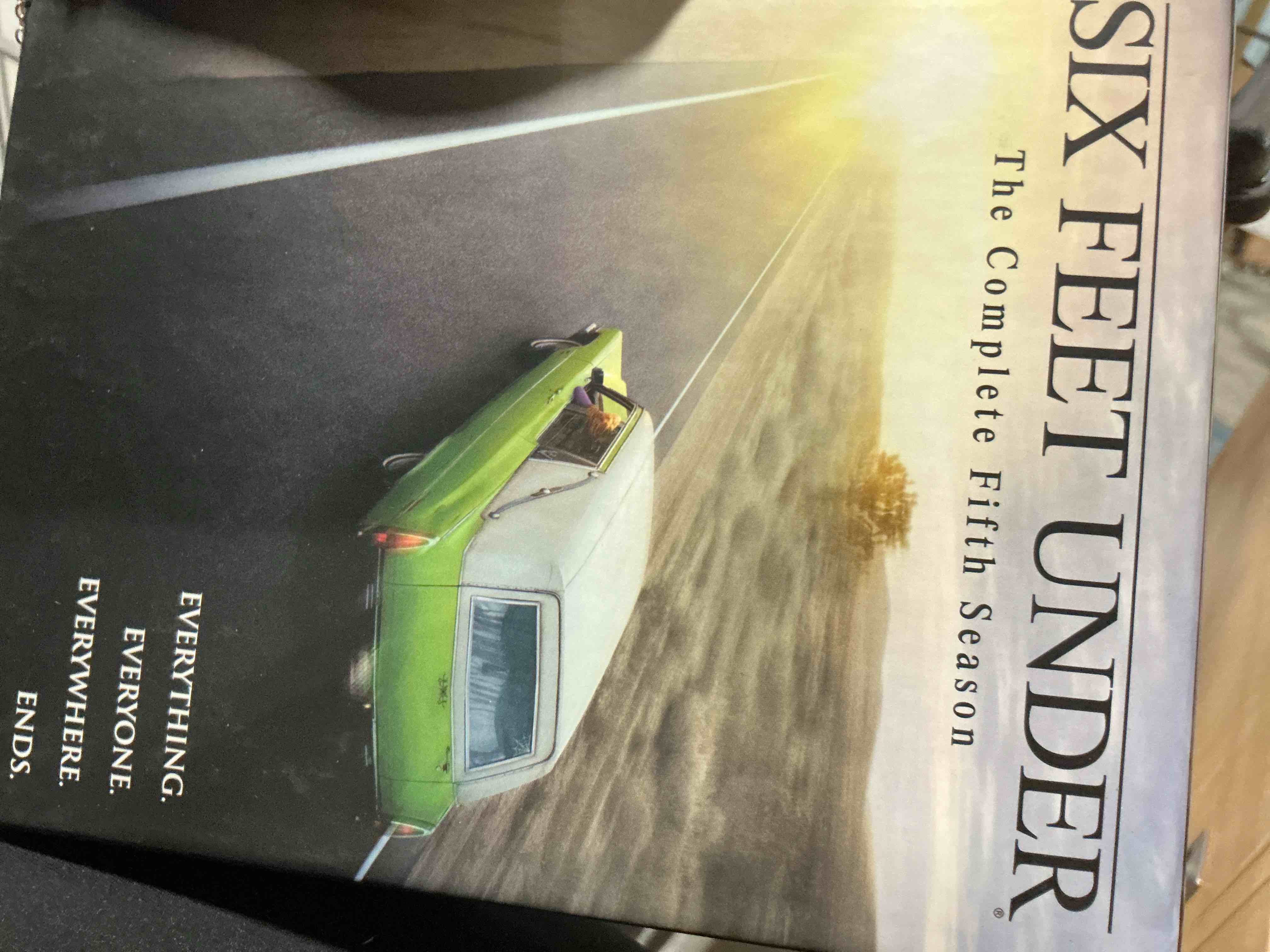 Condition photo showing New/Like New for six feet under - the complete fifth season