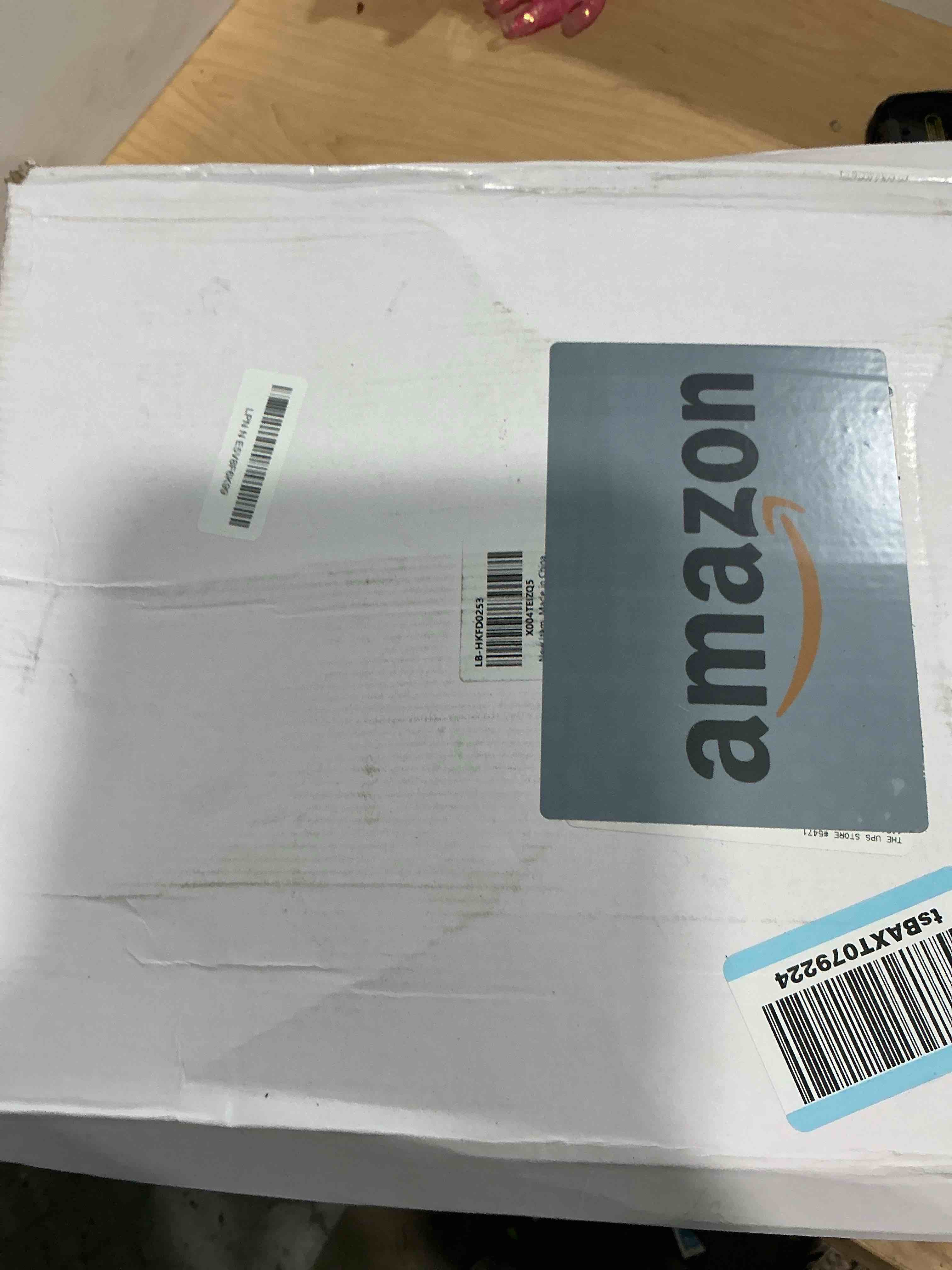 Condition photo showing Good Condition for garma 9.4 ft christmas inflatables decorations archway, reindeer and santa claus arch decorations for lawn garden yard indoor & outdoor blow up decoration (christmas archway (santa + reindeers))