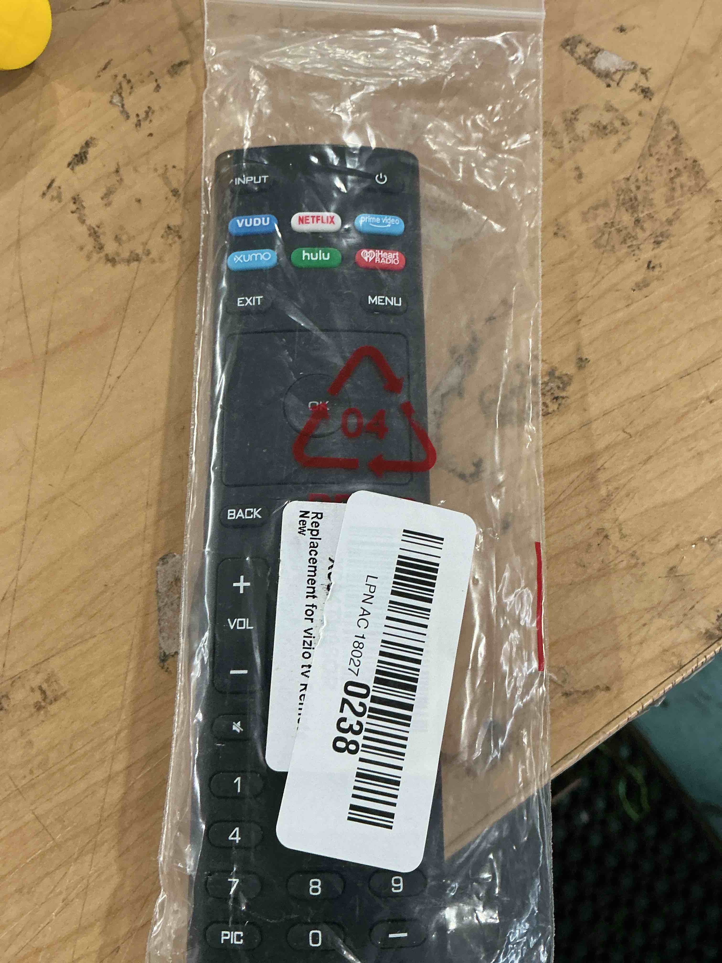 Condition photo showing New/Like New for for vizio smart tv remote replacement xrt136 xrt140 xrt260 xrt270,universal remote control for vizio all smart tvs [no voice],no pairing needed