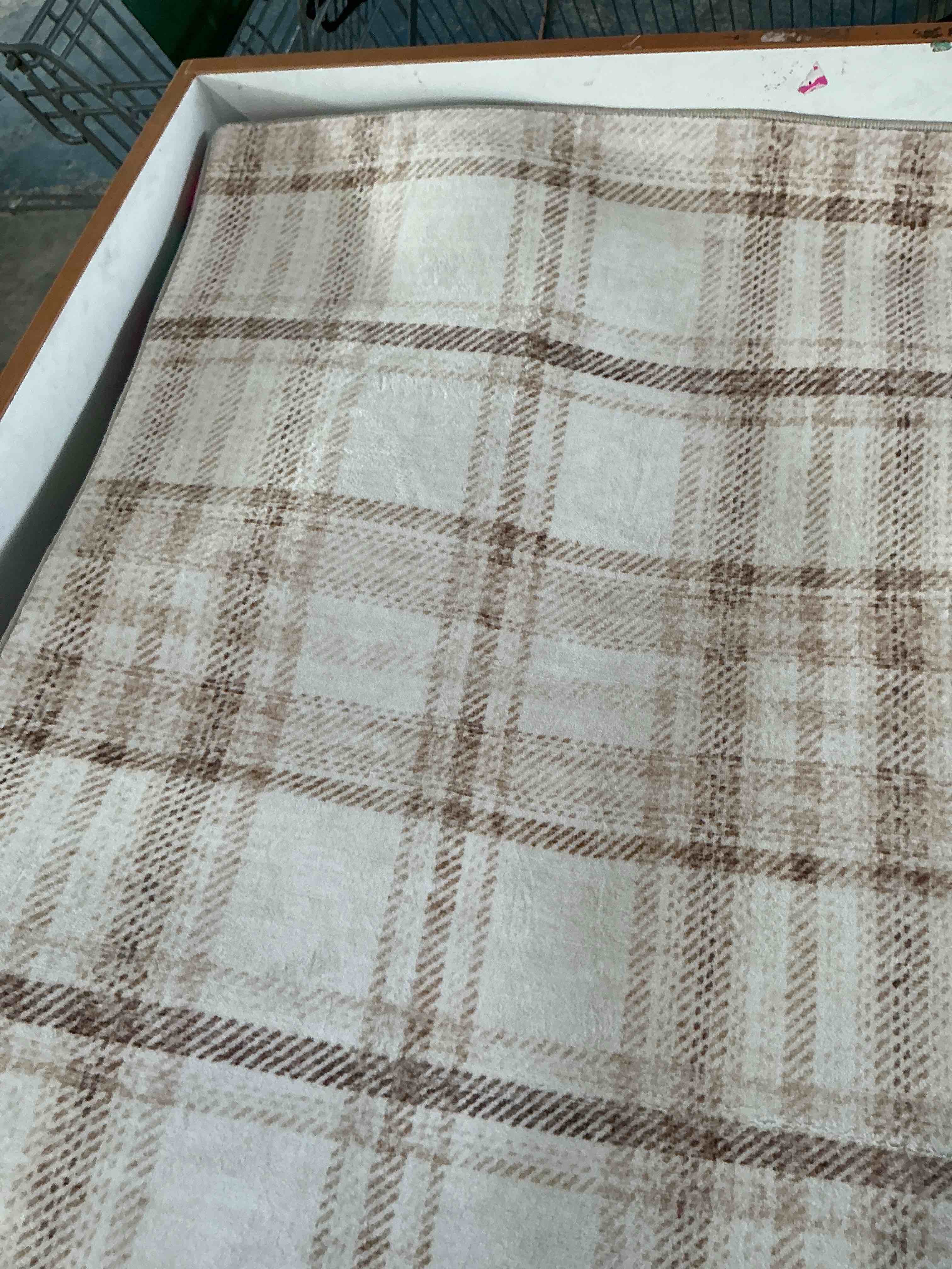 Condition photo showing New/Like New for releany washable 2'x3' abstract area rug for living room blue gray | carpet for bedroom, kitchen, office, hallway and entryway, printed pattern, non?slip, soft, stain?resistant, easy to clean