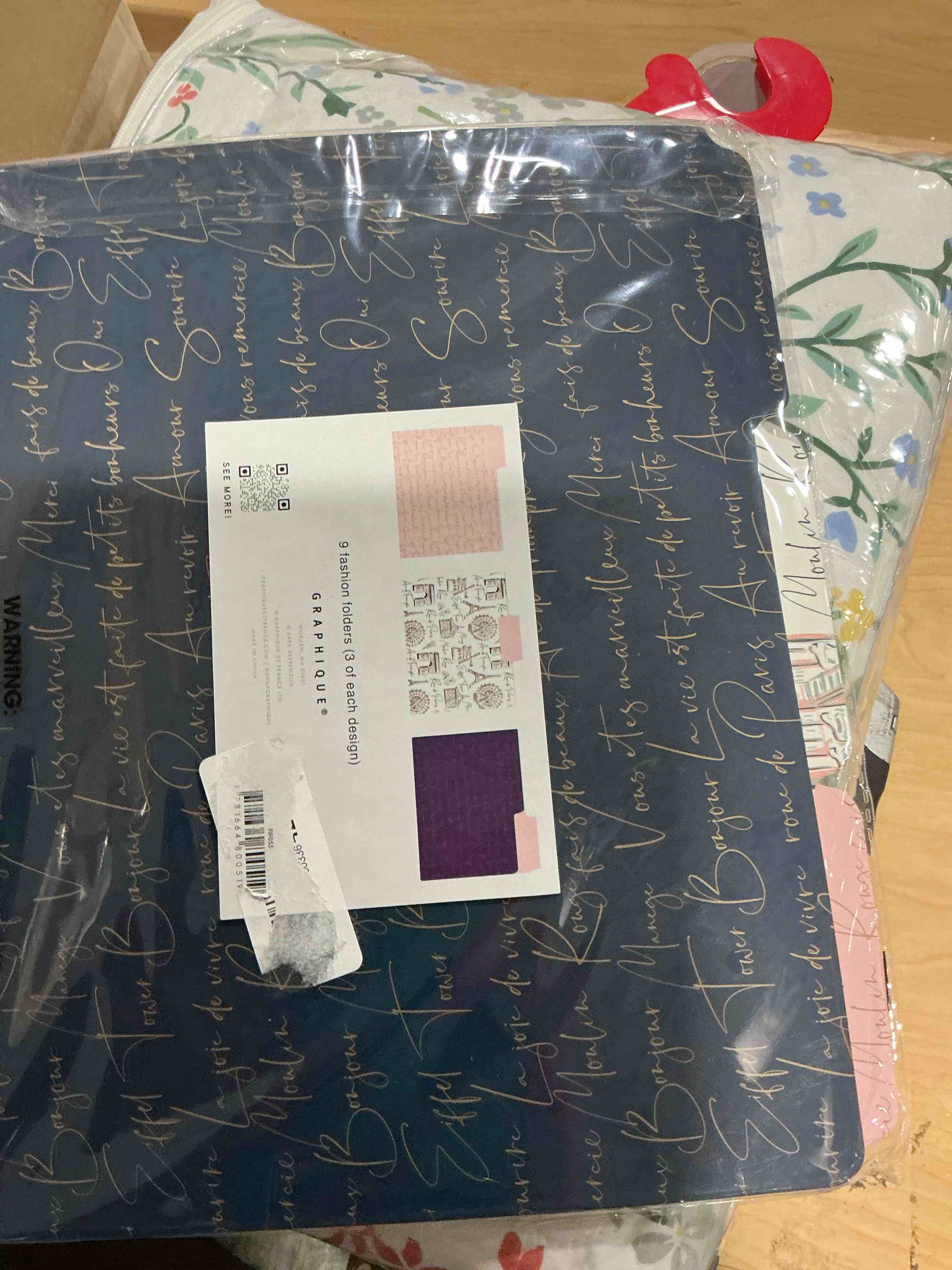 Condition photo showing New/Like New for graphique parisian traditional file folder set – each folder measures 11.75"" x 9.5"", set includes 9 folders with 3 unique designs, durable triple-scored coated cardstock (fif055)