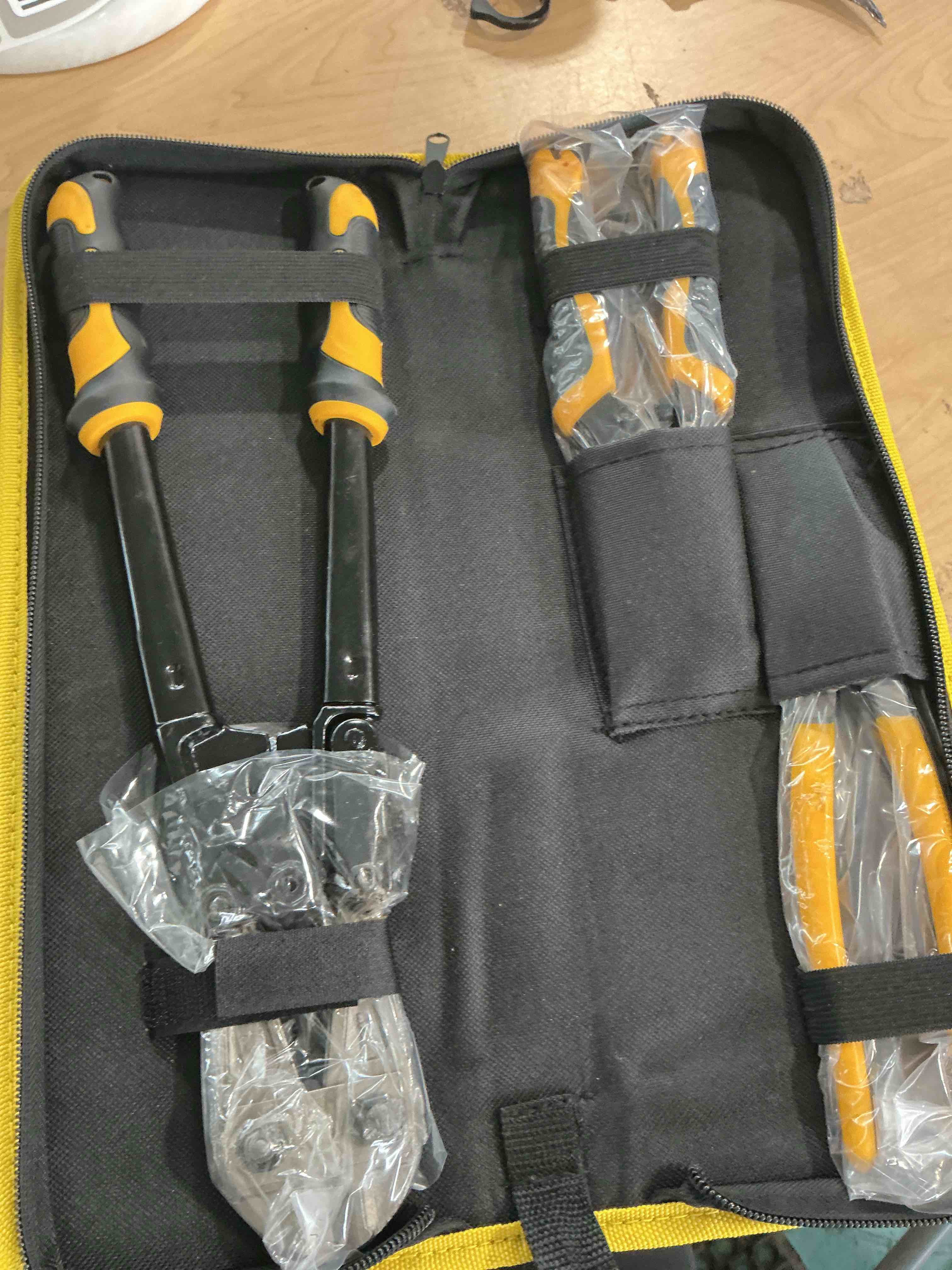 Condition photo showing New/Like New for grenpro 3-piece bolt cutter pliers set, 14", 8" mini & 8" wire cable cutters