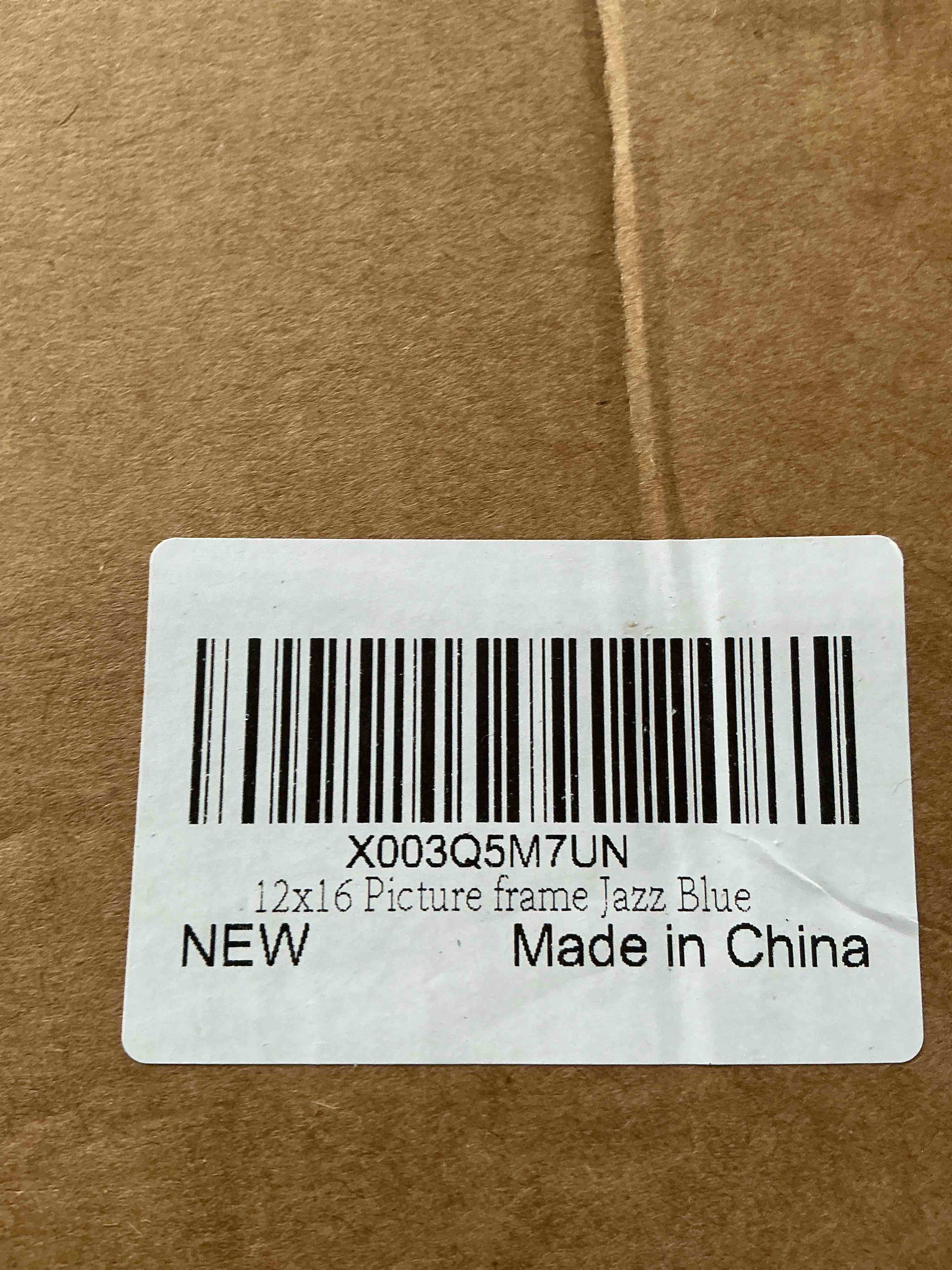 Condition photo showing New/Like New for americanflat 12x16 picture frame with shatter-resistant glass - signature collection - gallery-style frames made of engineered wood - photo frame for wall display - black 12x16 black